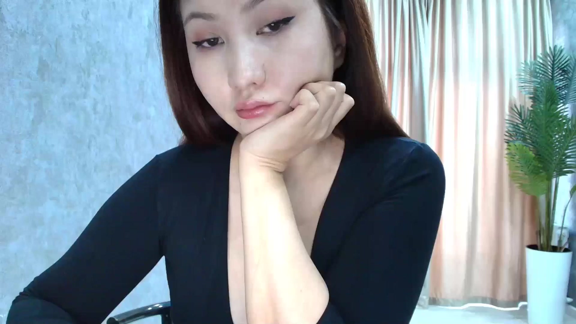 Gallery image thumbnail from Aelis's myfreecams stream on, 02/03/2026, 04:02 image 3 of 20