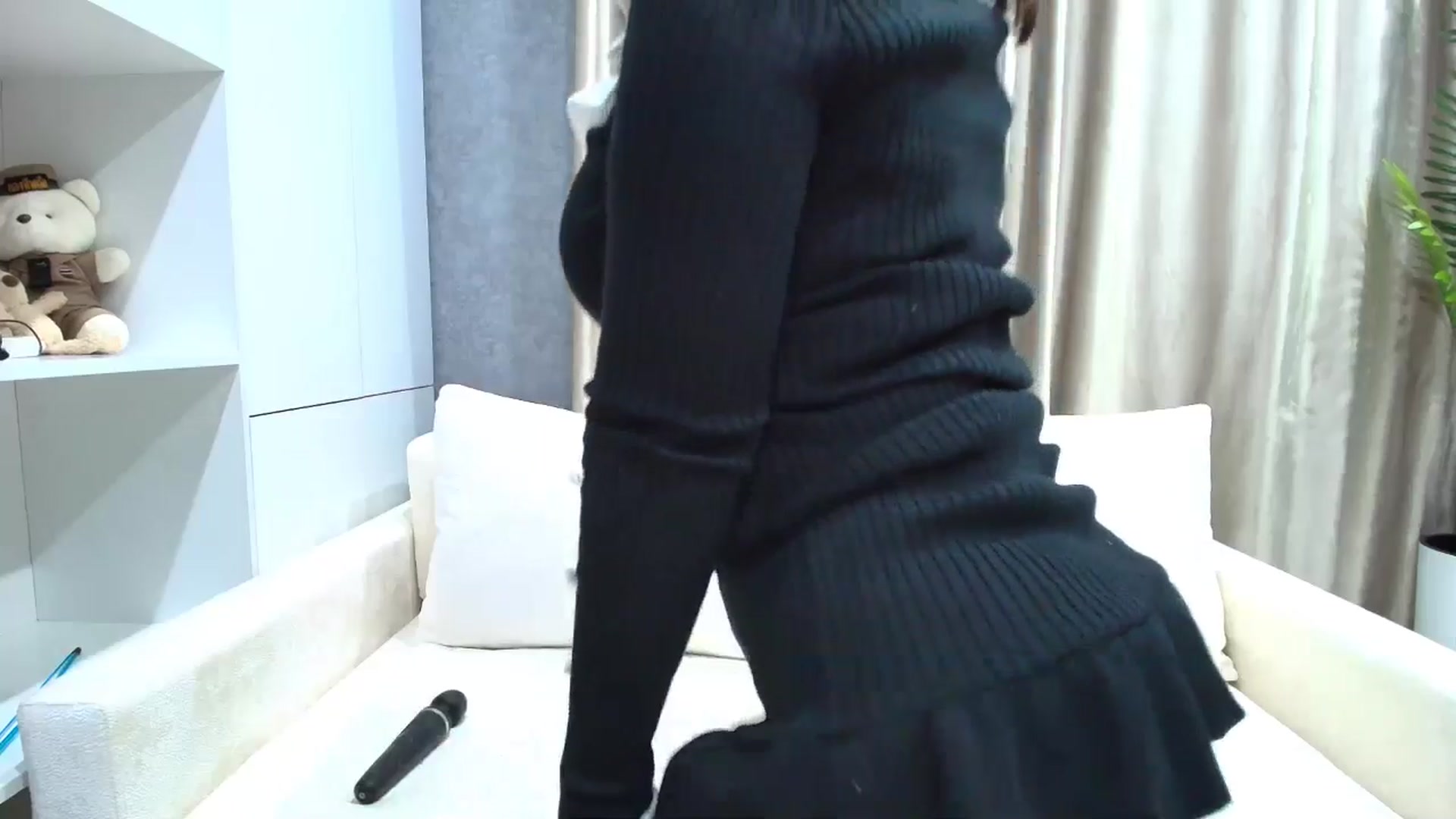 Gallery image thumbnail from Aelis's myfreecams stream on, 02/16/2026, 22:13 image 10 of 20