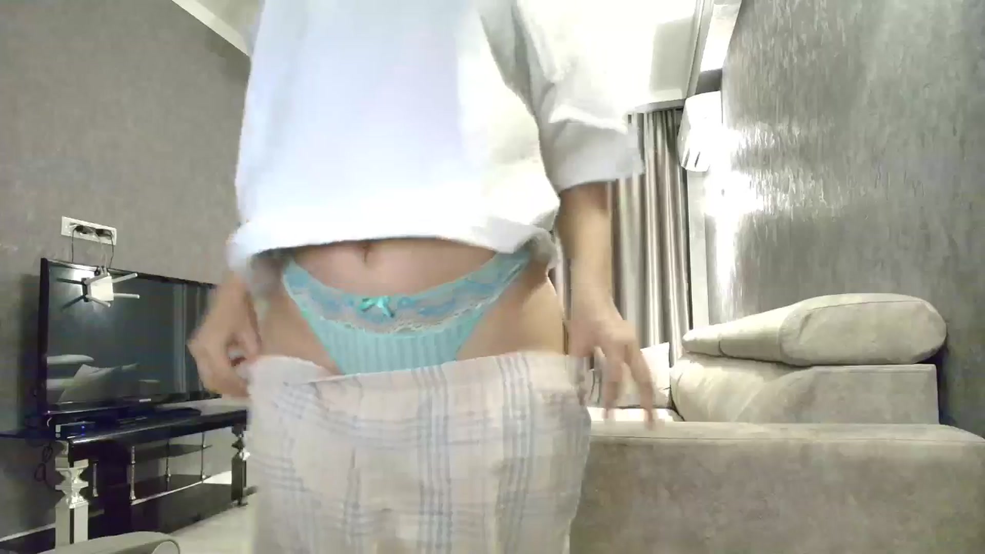 Gallery image thumbnail from Aelis's myfreecams stream on, 02/19/2026, 19:55 image 16 of 20