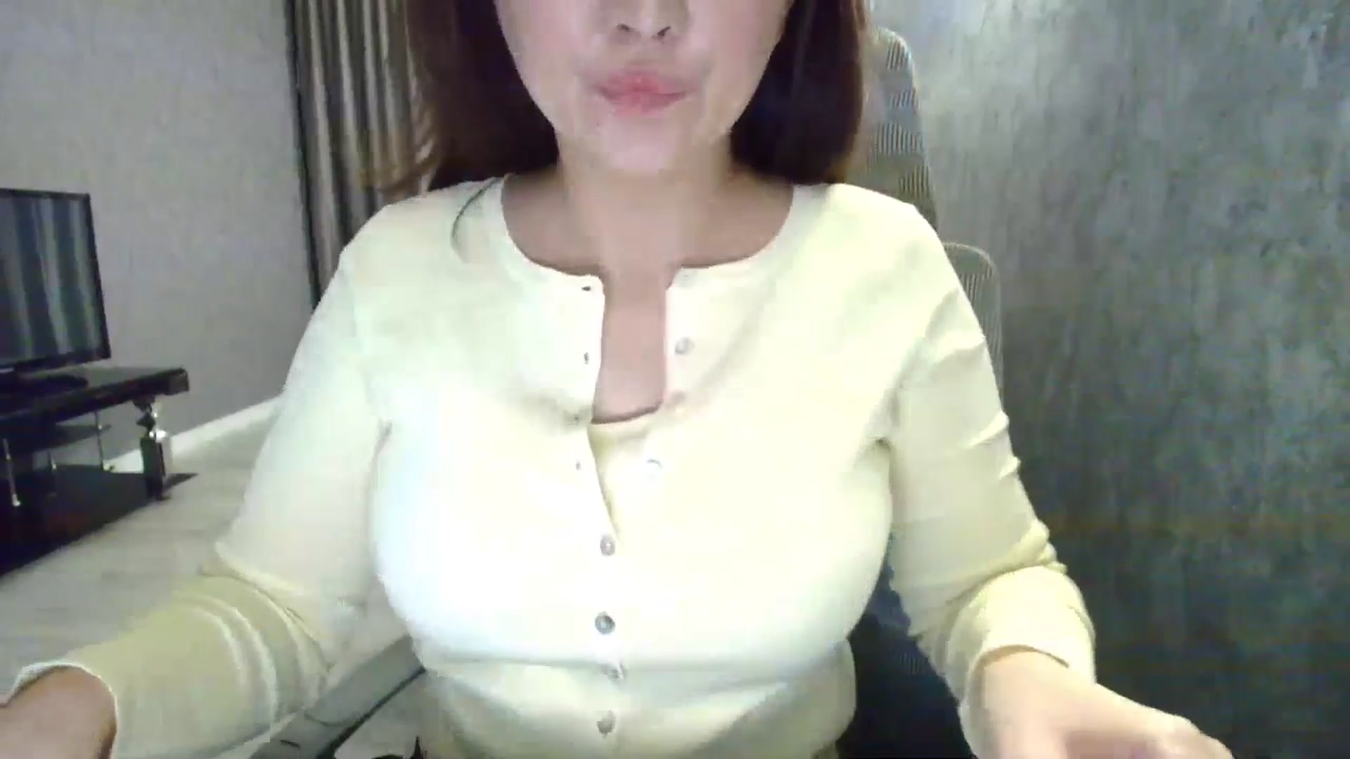 Gallery image thumbnail from Aelis's myfreecams stream on, 02/22/2026, 15:41 image 20 of 20