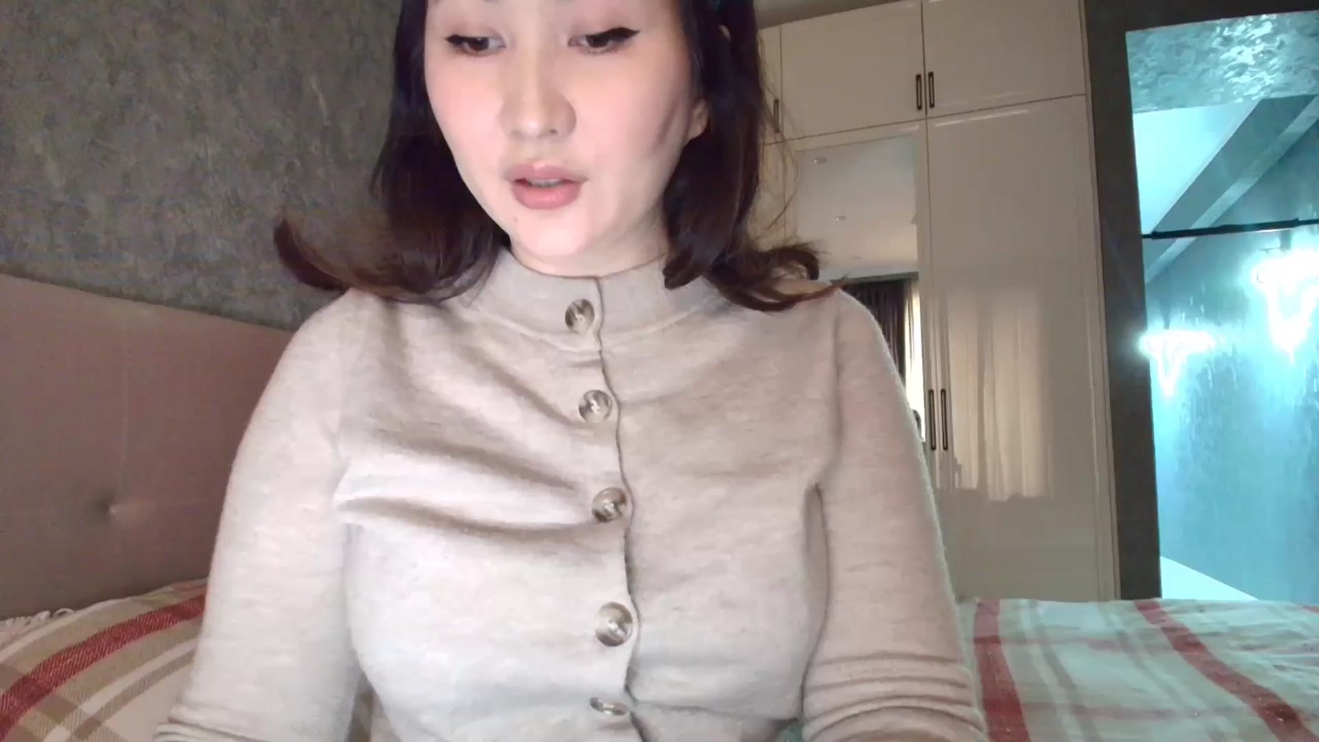 Gallery image thumbnail from Aelis's myfreecams stream on, 02/25/2026, 14:15 image 1 of 20