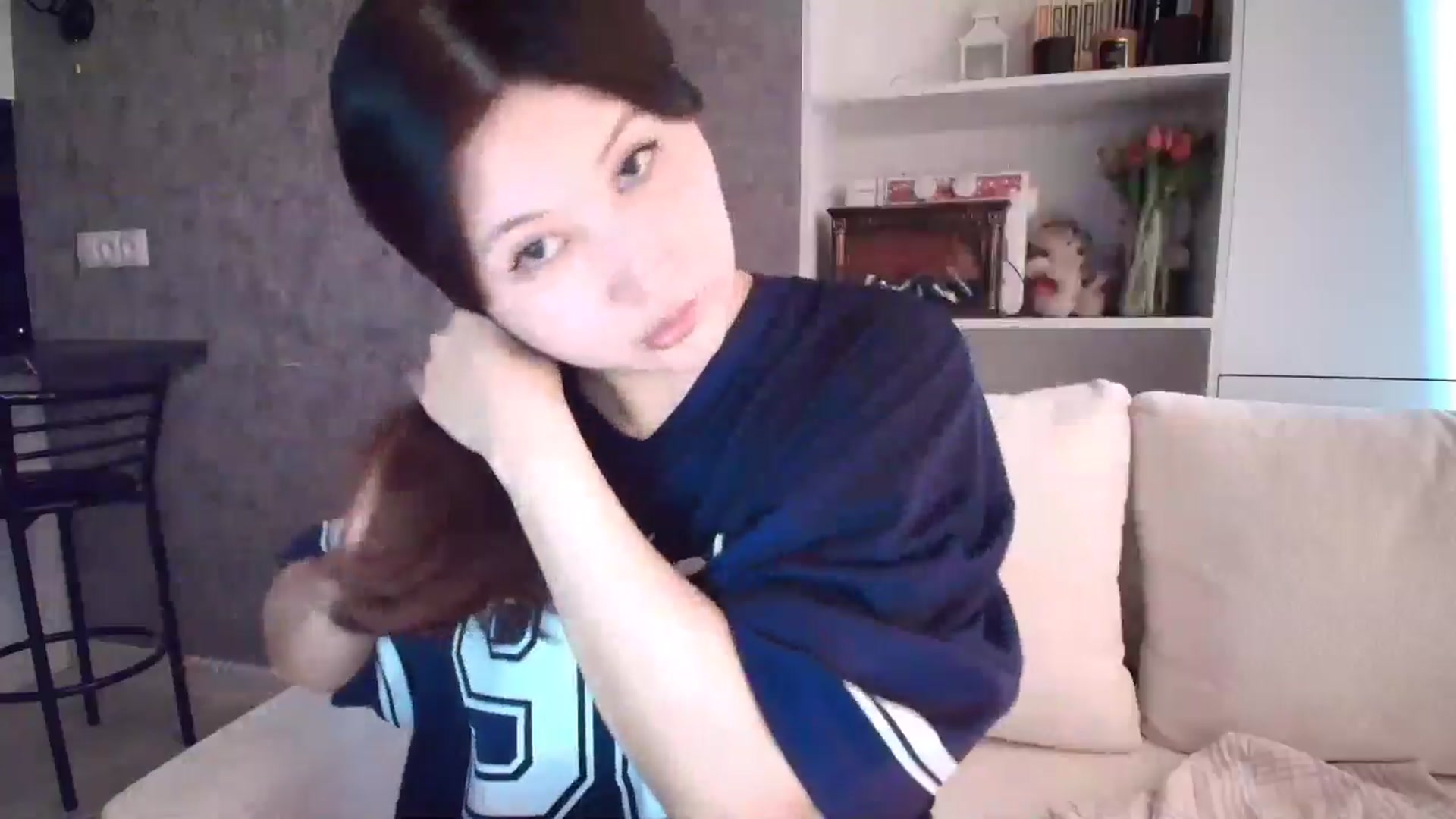 Gallery image thumbnail from Aelis's myfreecams stream on, 03/09/2026, 03:29 image 4 of 20