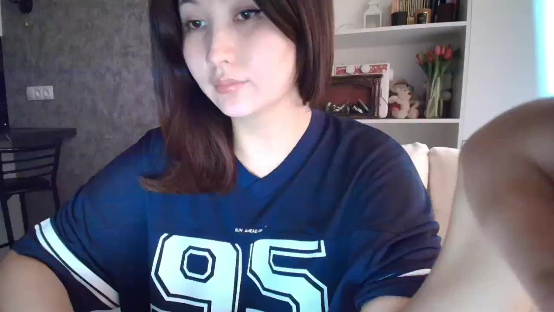 Gallery image thumbnail from Aelis's myfreecams stream on, 03/09/2026, 03:29 image 6 of 20