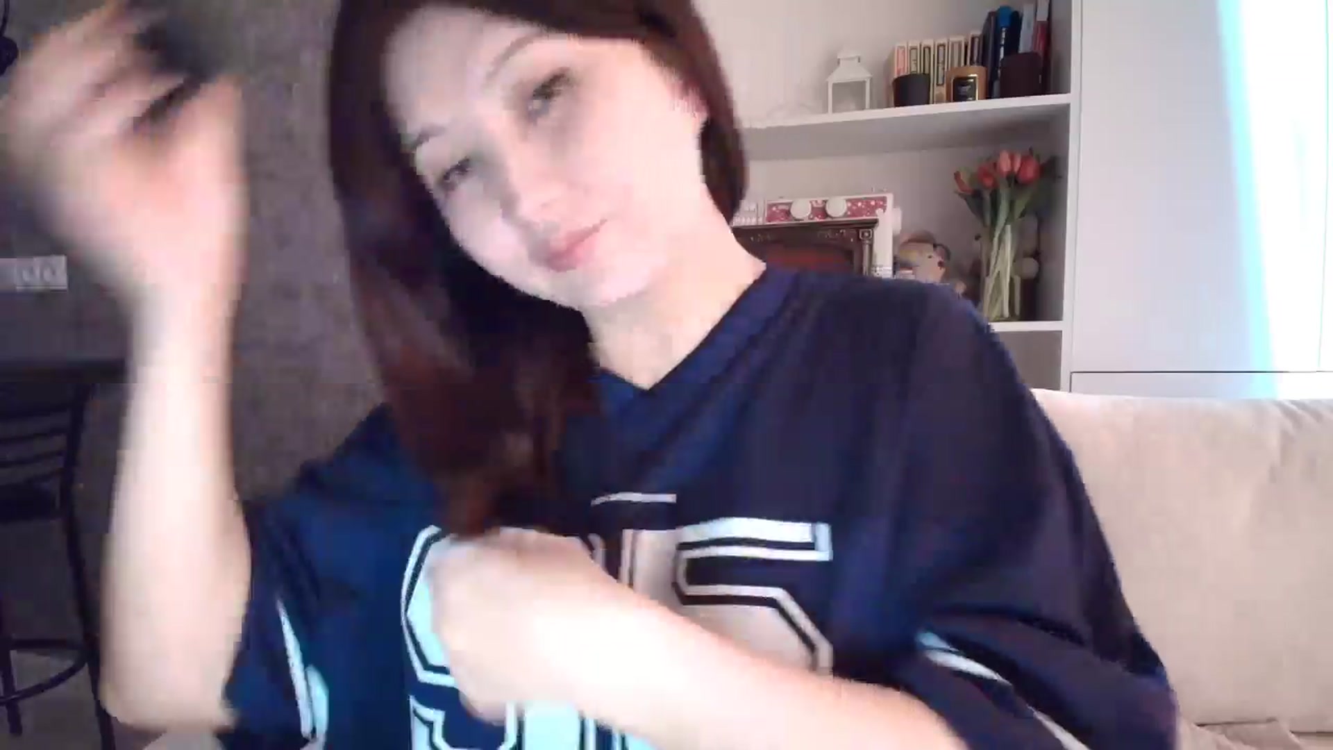 Gallery image thumbnail from Aelis's myfreecams stream on, 03/09/2026, 03:29 image 3 of 20