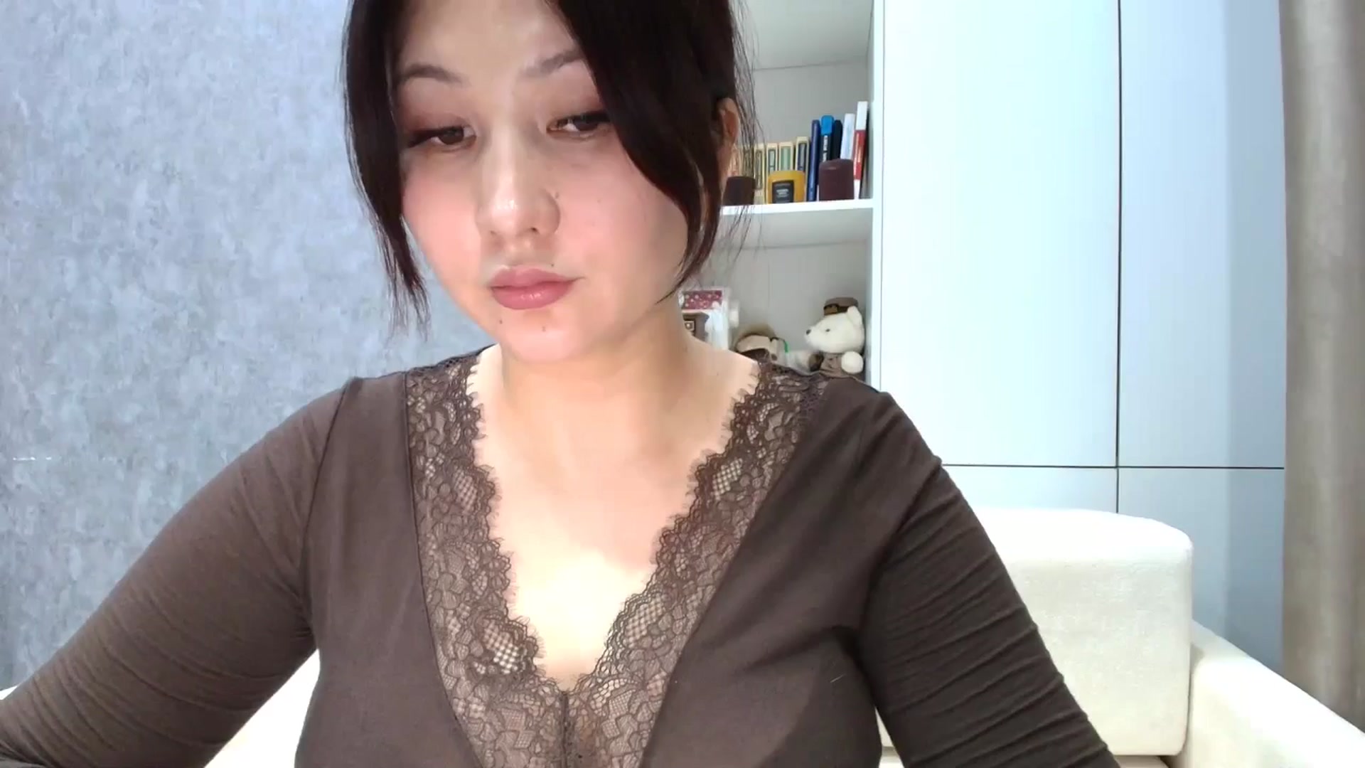Gallery image thumbnail from Aelis's myfreecams stream on, 03/11/2026, 03:15 image 1 of 20