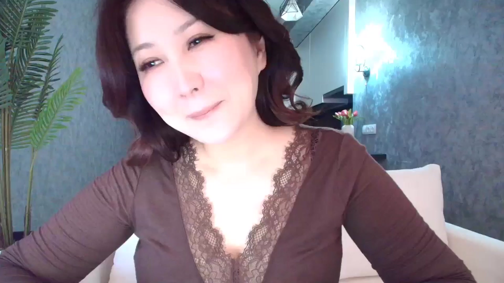 Gallery image thumbnail from Aelis's myfreecams stream on, 03/12/2026, 02:37 image 15 of 20