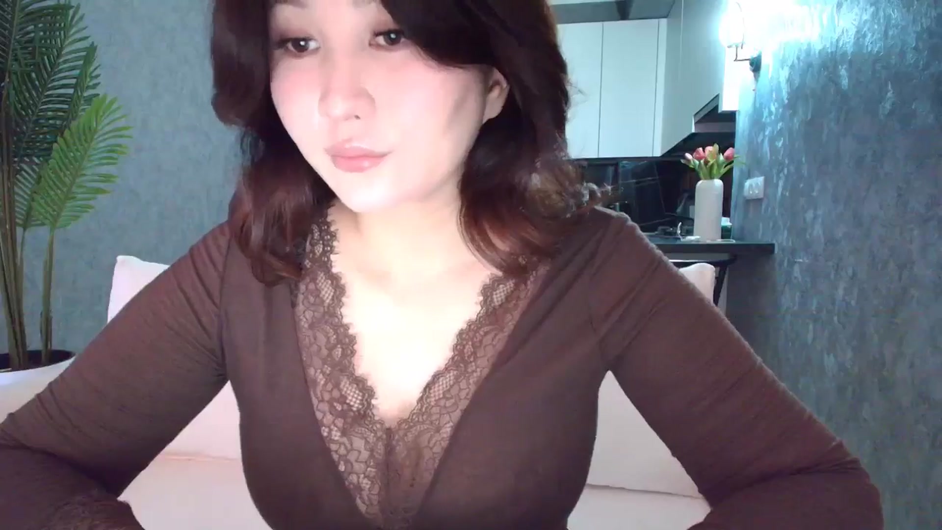 Gallery image thumbnail from Aelis's myfreecams stream on, 03/12/2026, 02:37 image 4 of 20