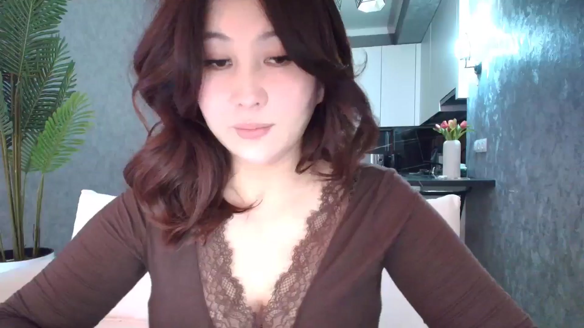 Gallery image thumbnail from Aelis's myfreecams stream on, 03/12/2026, 02:37 image 14 of 20