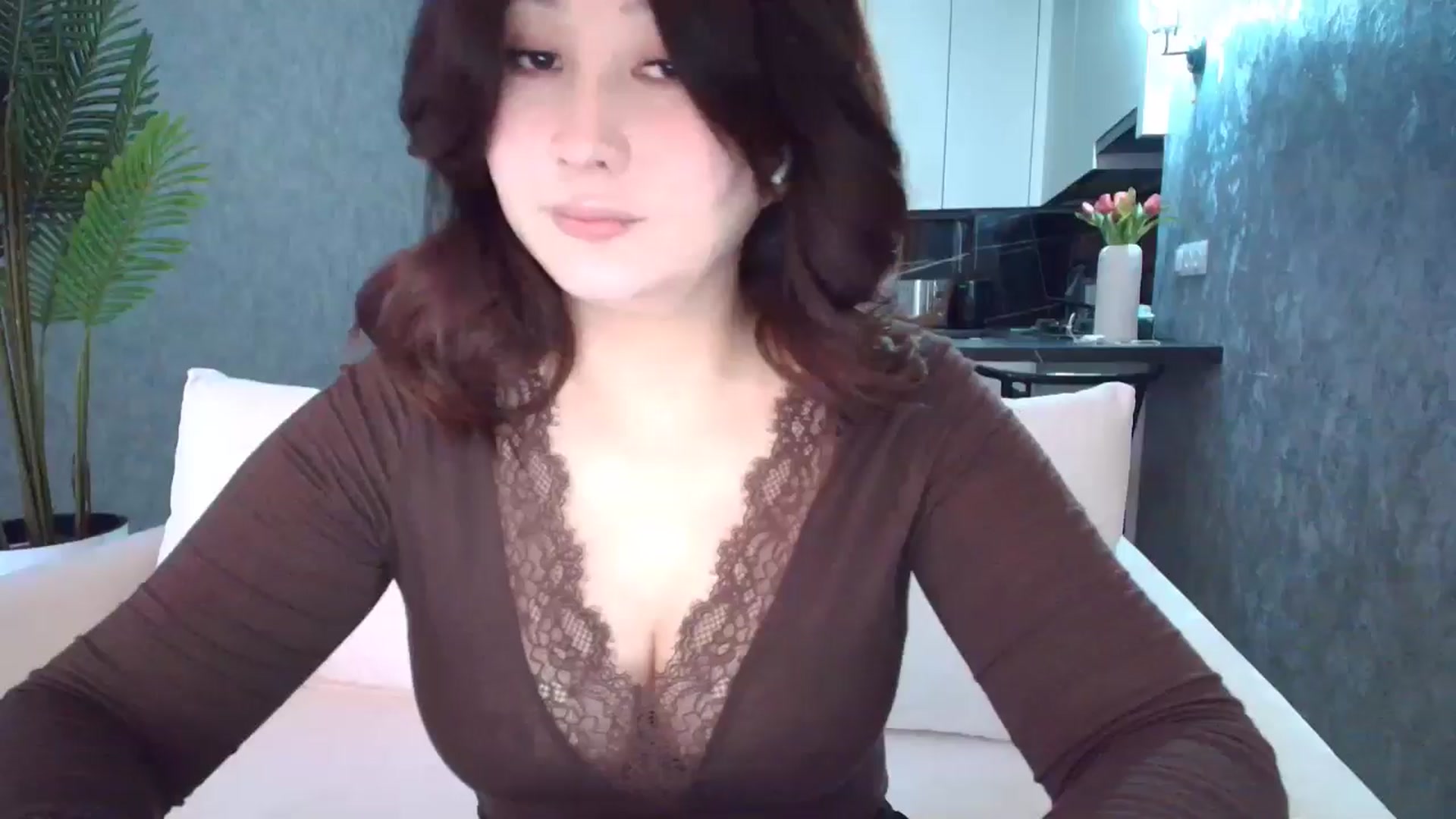 Gallery image thumbnail from Aelis's myfreecams stream on, 03/12/2026, 02:37 image 10 of 20
