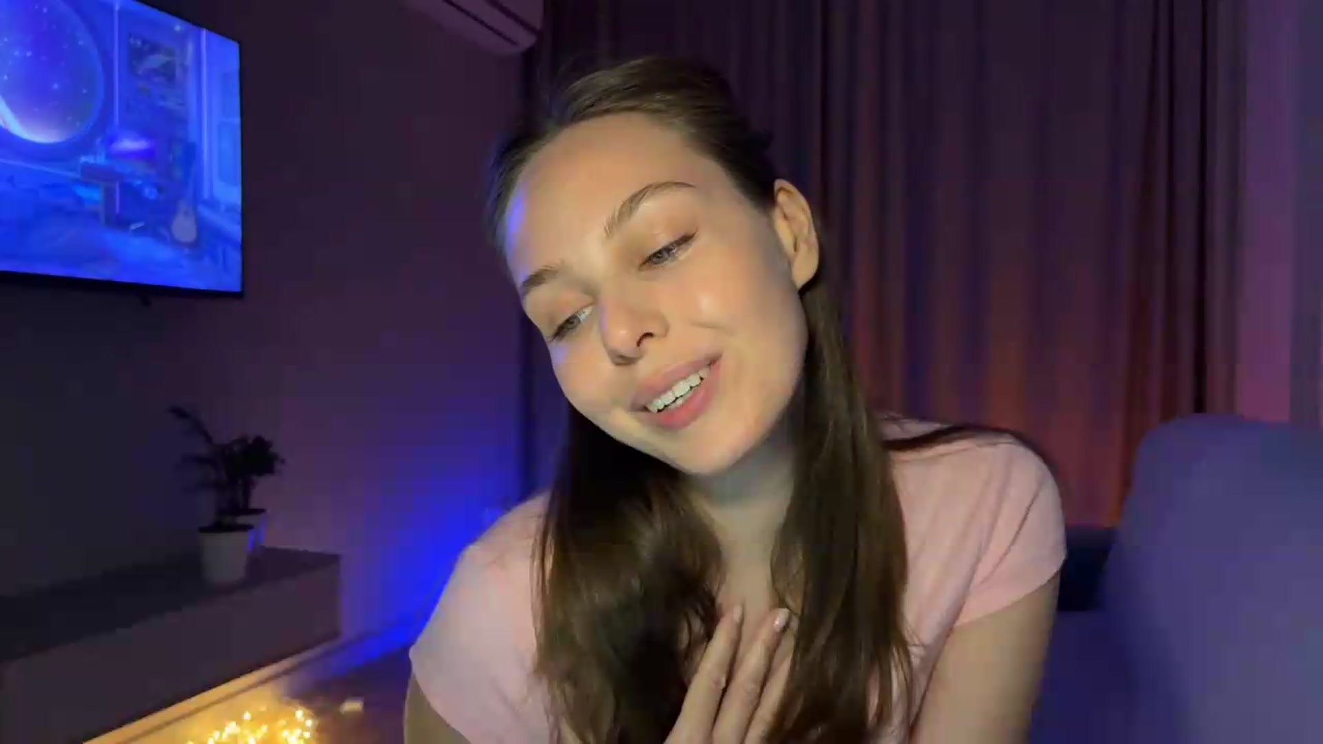 Gallery image thumbnail from Aeroliss's myfreecams stream on, 05/18/2026, 20:37 image 13 of 20