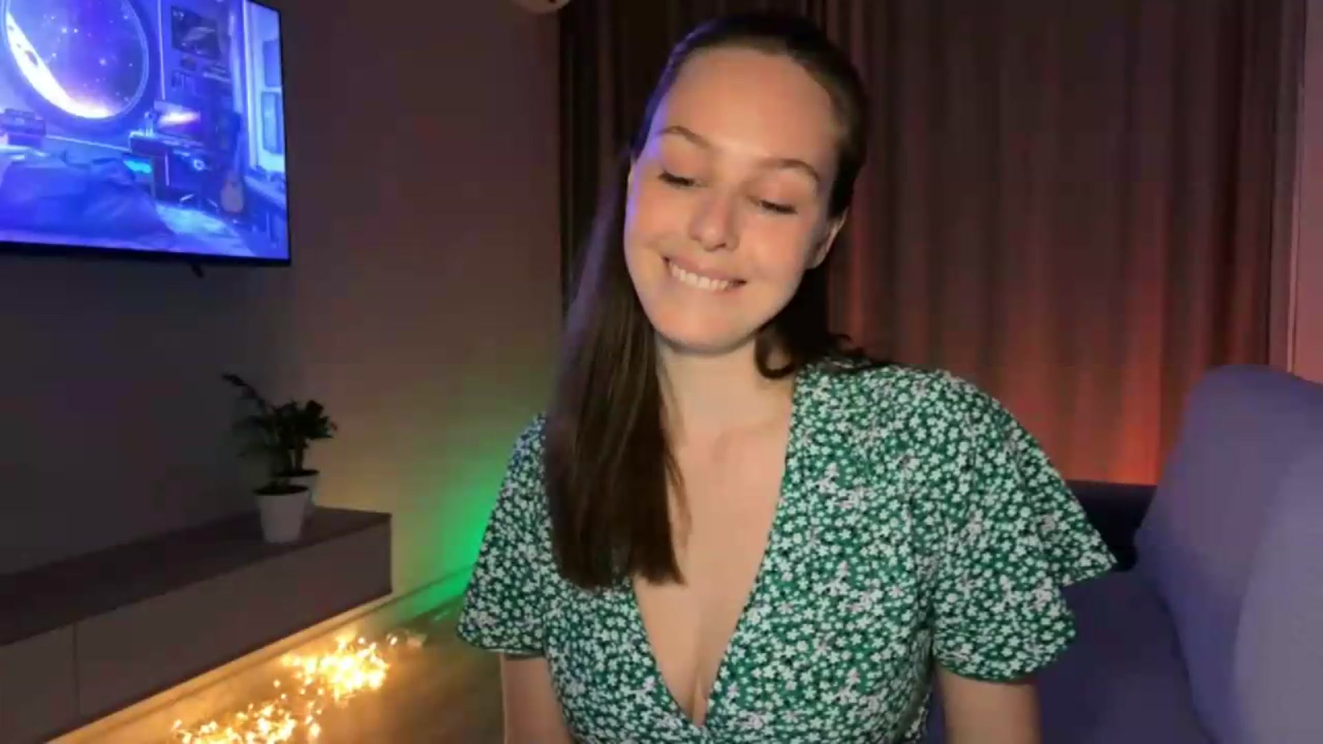 Gallery image thumbnail from Aeroliss's myfreecams stream on, 05/20/2026, 19:35 image 18 of 20