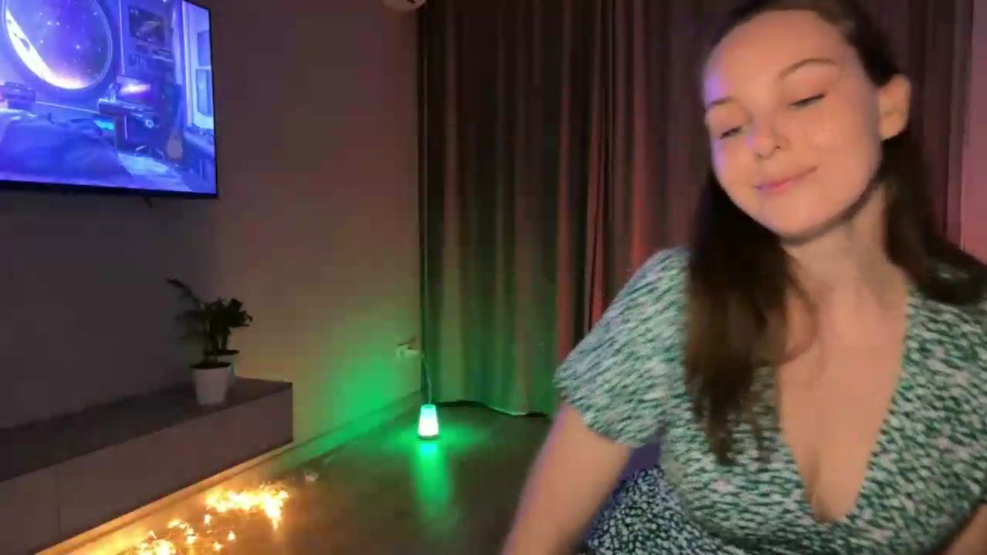 Gallery image thumbnail from Aeroliss's myfreecams stream on, 05/20/2026, 19:35 image 9 of 20