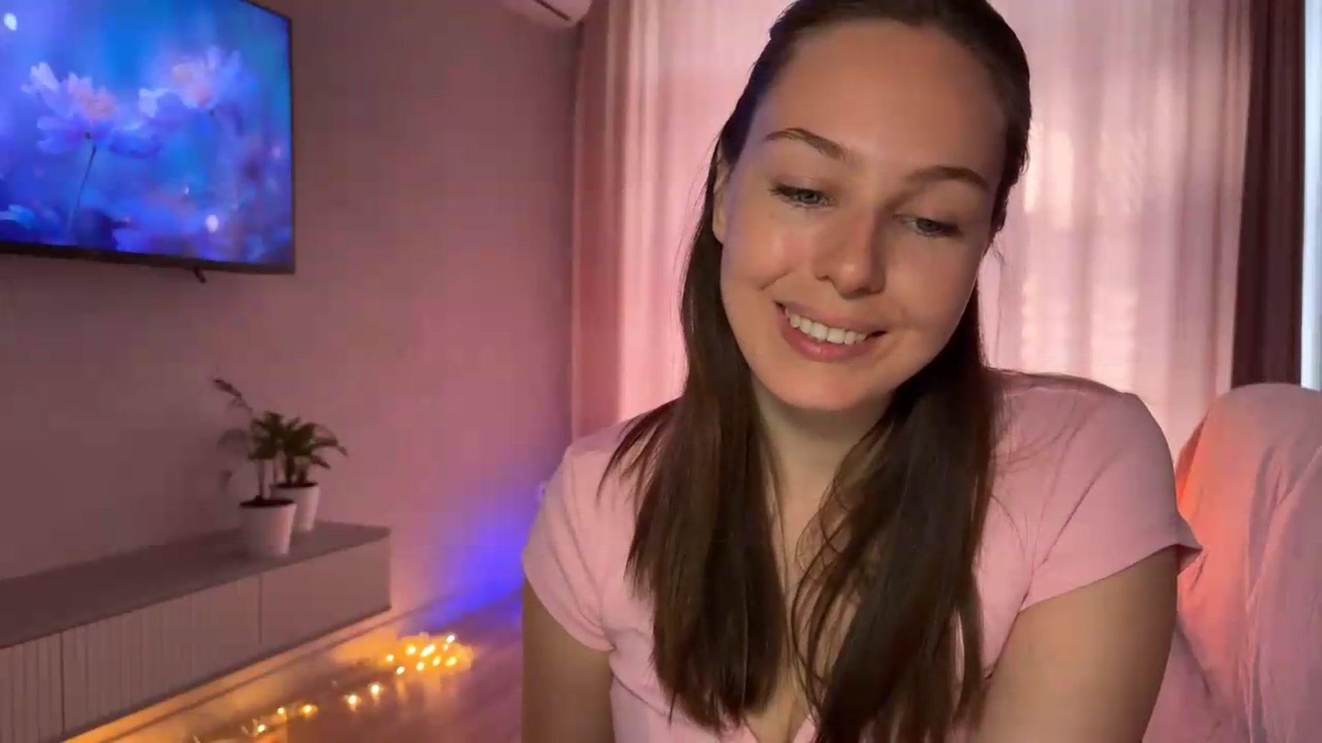 Gallery image thumbnail from Aeroliss's myfreecams stream on, 06/01/2026, 11:45 image 15 of 20