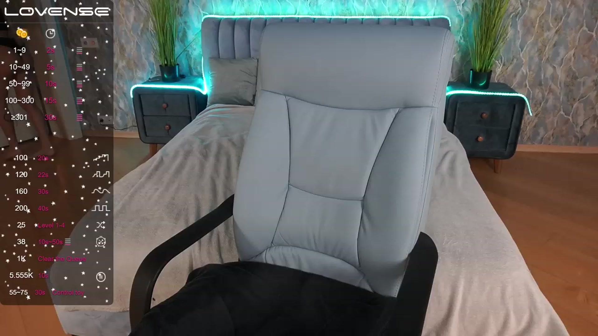 Gallery image thumbnail from AfinaLuxury's myfreecams stream on, 06/08/2023, 15:14 image 17 of 20