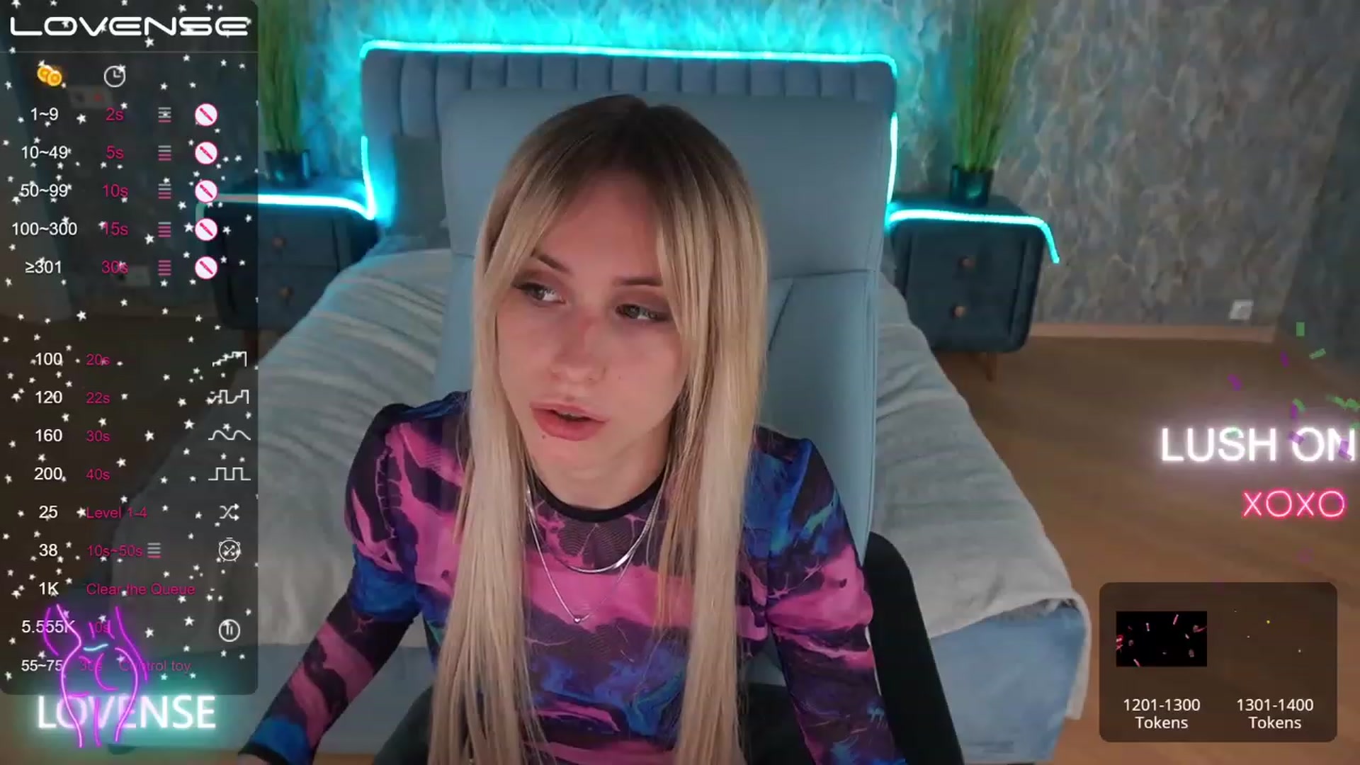 Gallery image thumbnail from AfinaLuxury's myfreecams stream on, 06/26/2023, 10:54 image 16 of 20