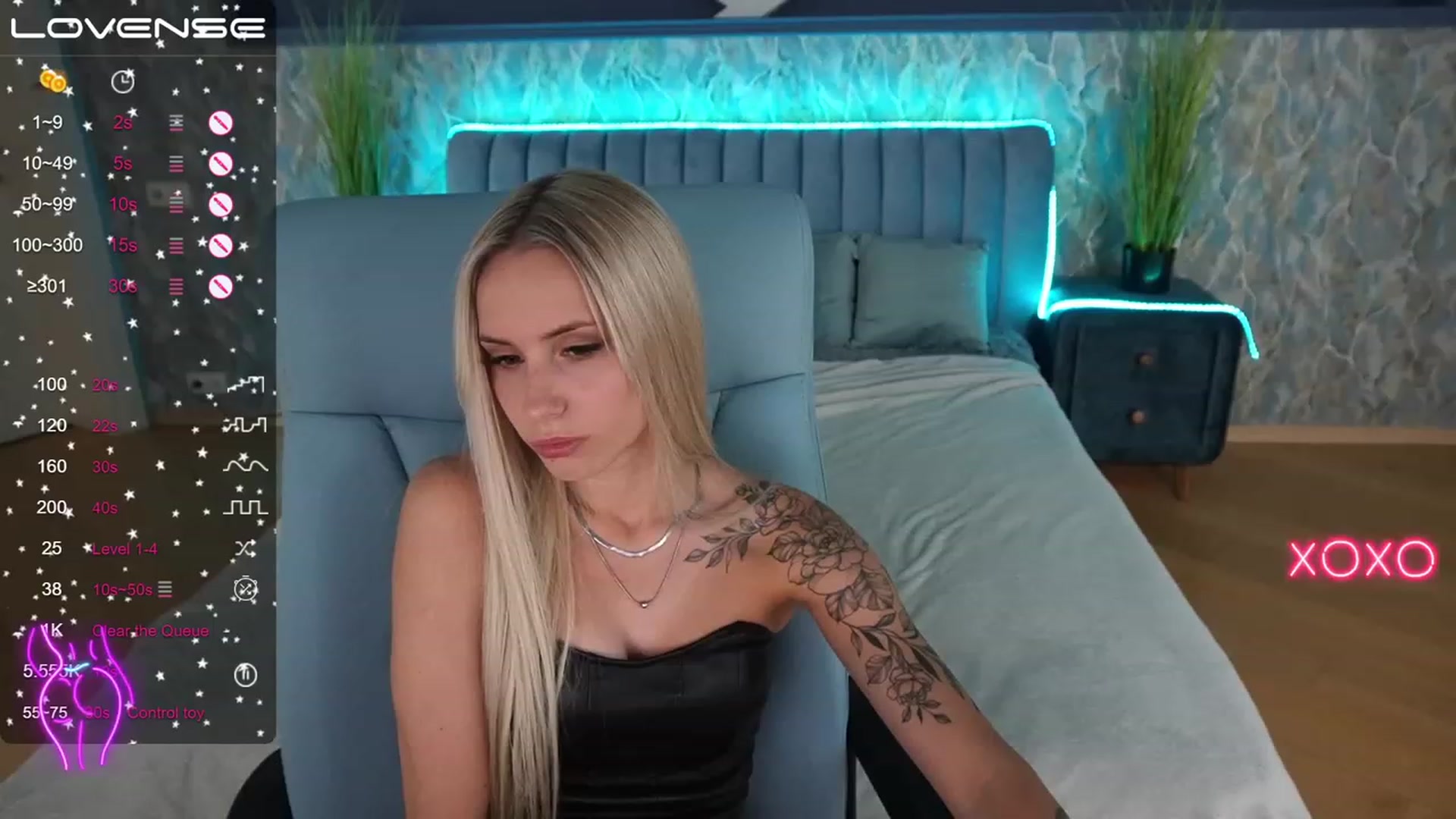 Gallery image thumbnail from AfinaLuxury's myfreecams stream on, 07/12/2023, 14:30 image 15 of 20