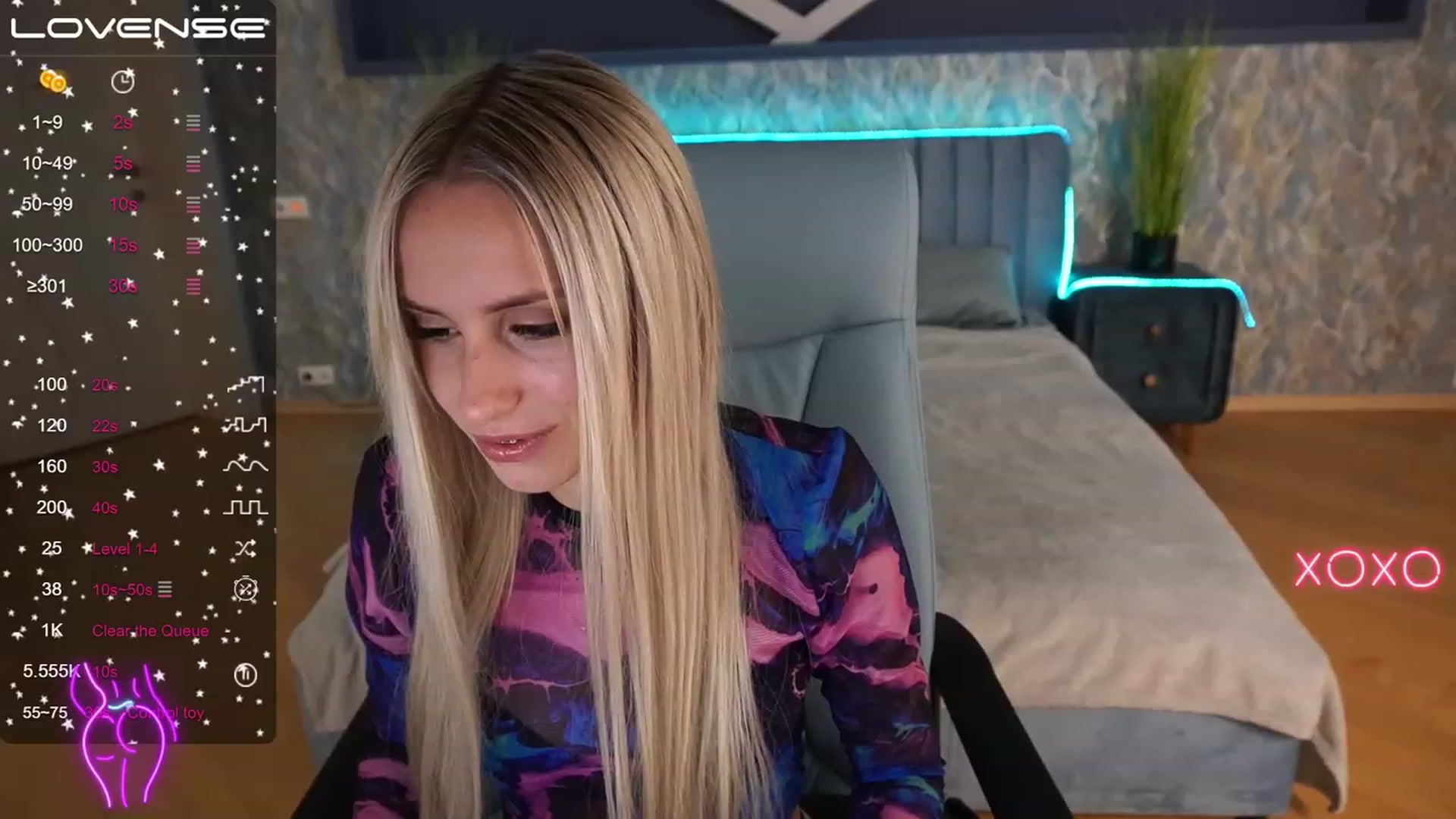 Gallery image thumbnail from AfinaLuxury's myfreecams stream on, 07/13/2023, 13:50 image 15 of 20