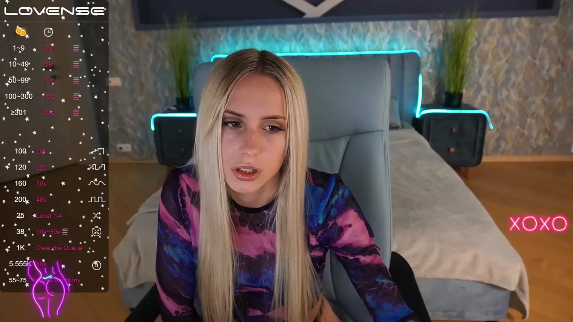 Gallery image thumbnail from AfinaLuxury's myfreecams stream on, 07/13/2023, 13:50 image 3 of 20