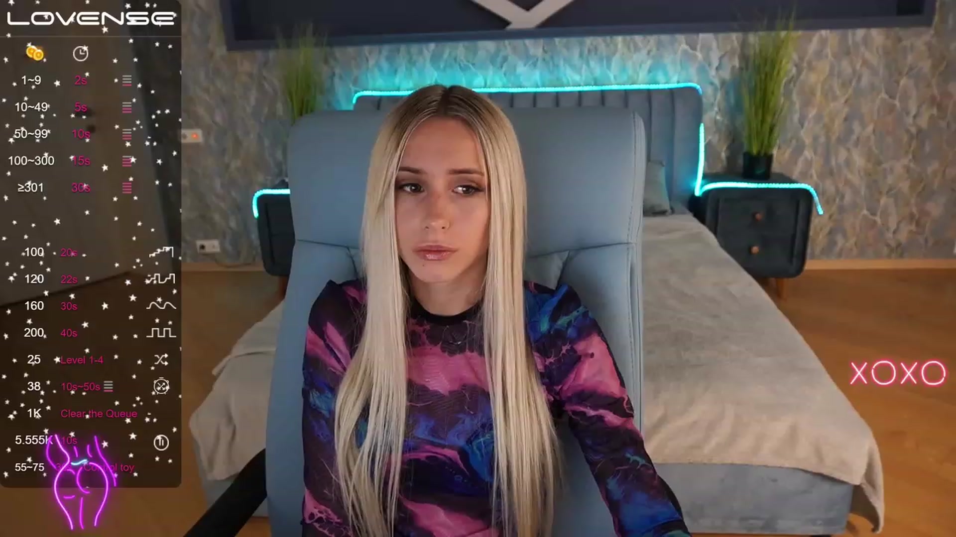 Gallery image thumbnail from AfinaLuxury's myfreecams stream on, 07/13/2023, 13:50 image 8 of 20