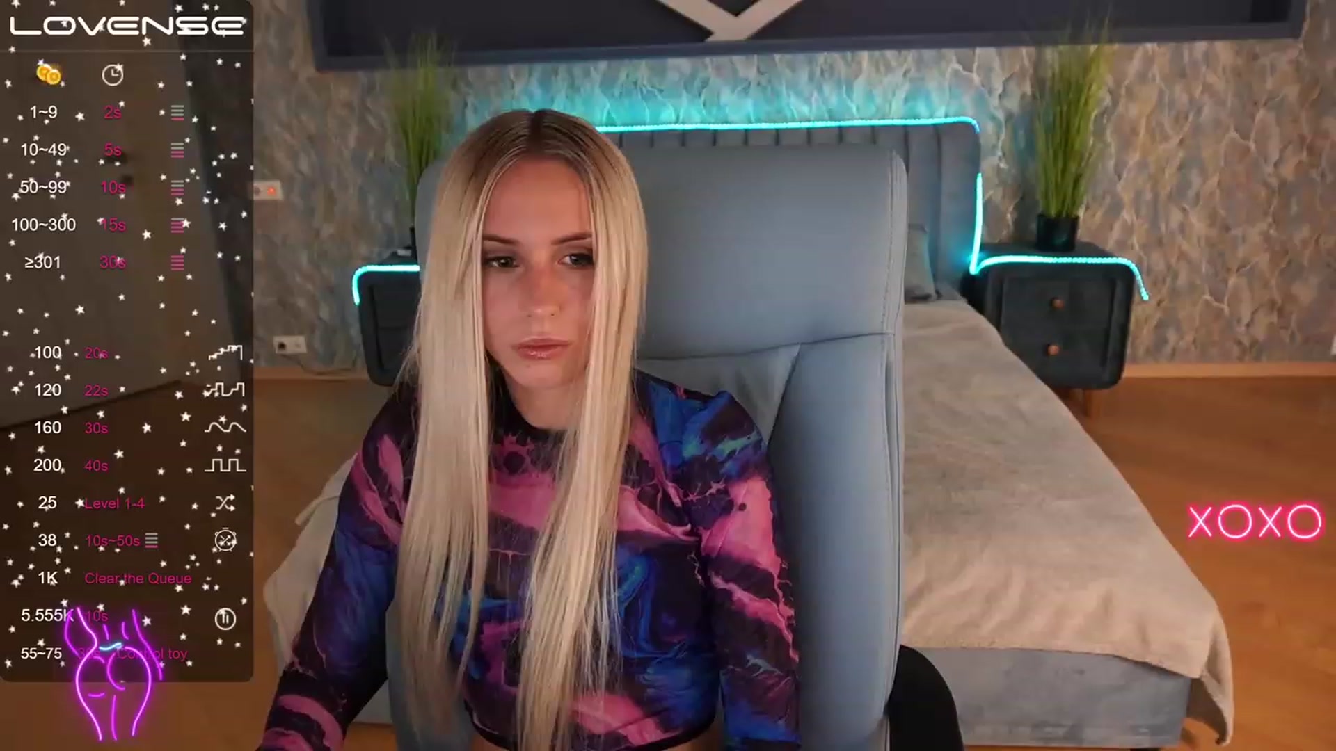 Gallery image thumbnail from AfinaLuxury's myfreecams stream on, 07/13/2023, 13:50 image 5 of 20