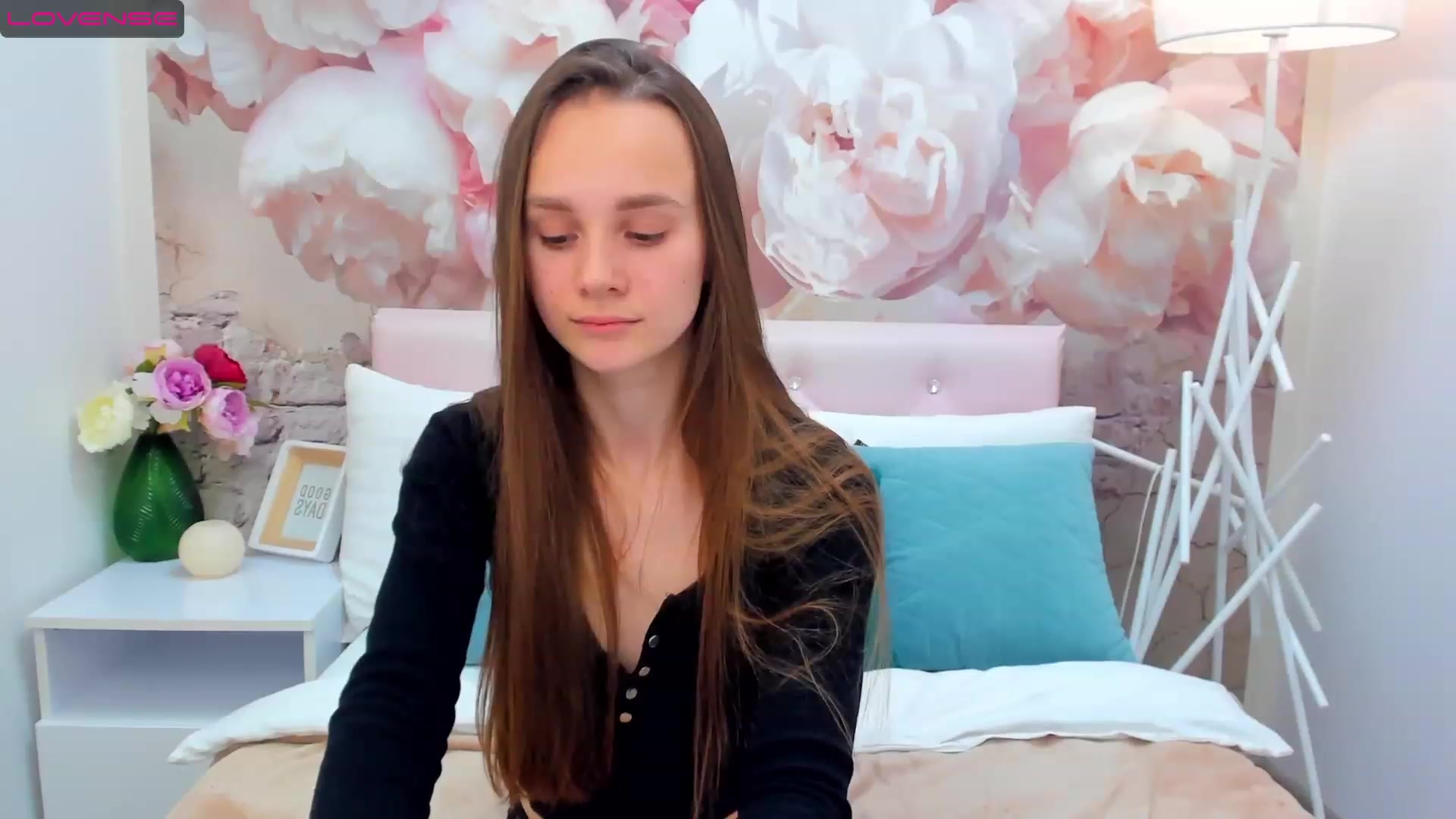 Gallery image thumbnail from AfinaShy's myfreecams stream on, 02/05/2023, 12:32 image 13 of 20
