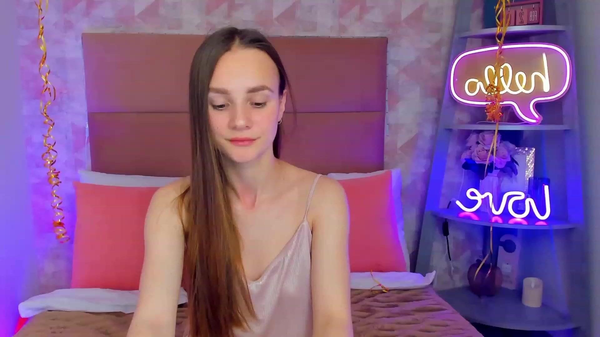 Gallery image thumbnail from AfinaShy's myfreecams stream on, 02/20/2023, 14:49 image 8 of 20