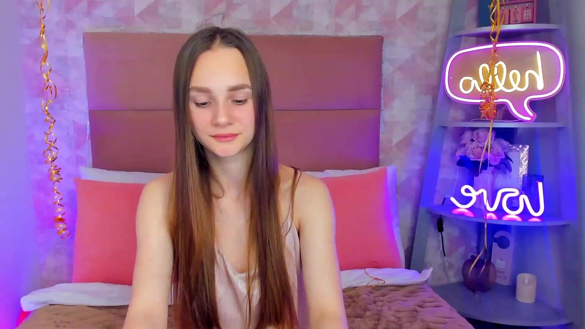 Gallery image thumbnail from AfinaShy's myfreecams stream on, 02/20/2023, 14:49 image 19 of 20