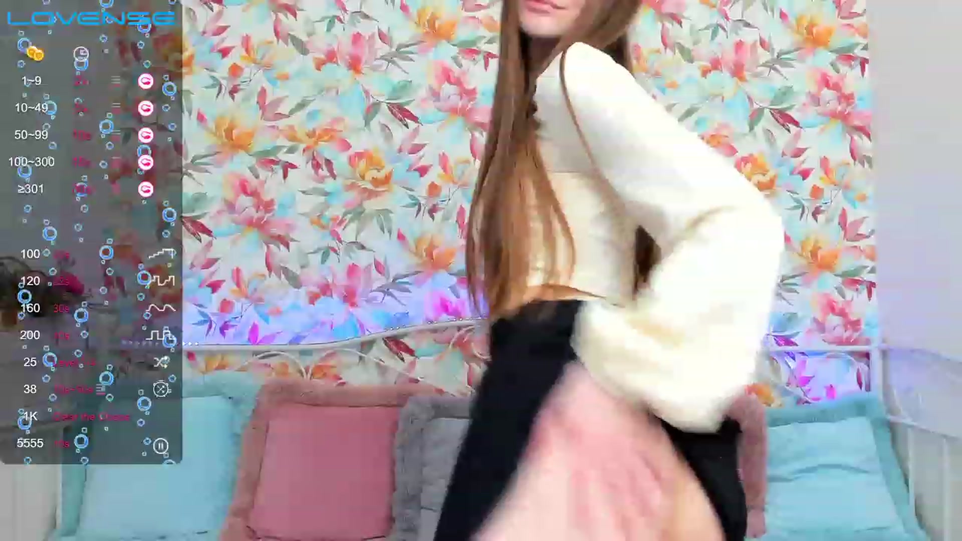 Gallery image thumbnail from AfinaShy's myfreecams stream on, 03/08/2023, 18:33 image 16 of 20