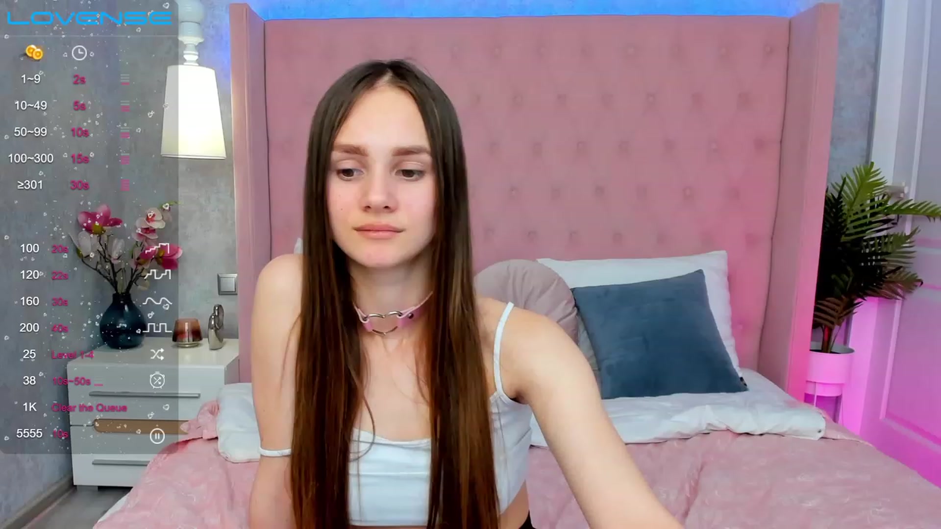 Gallery image thumbnail from AfinaShy's myfreecams stream on, 03/14/2023, 13:03 image 12 of 20