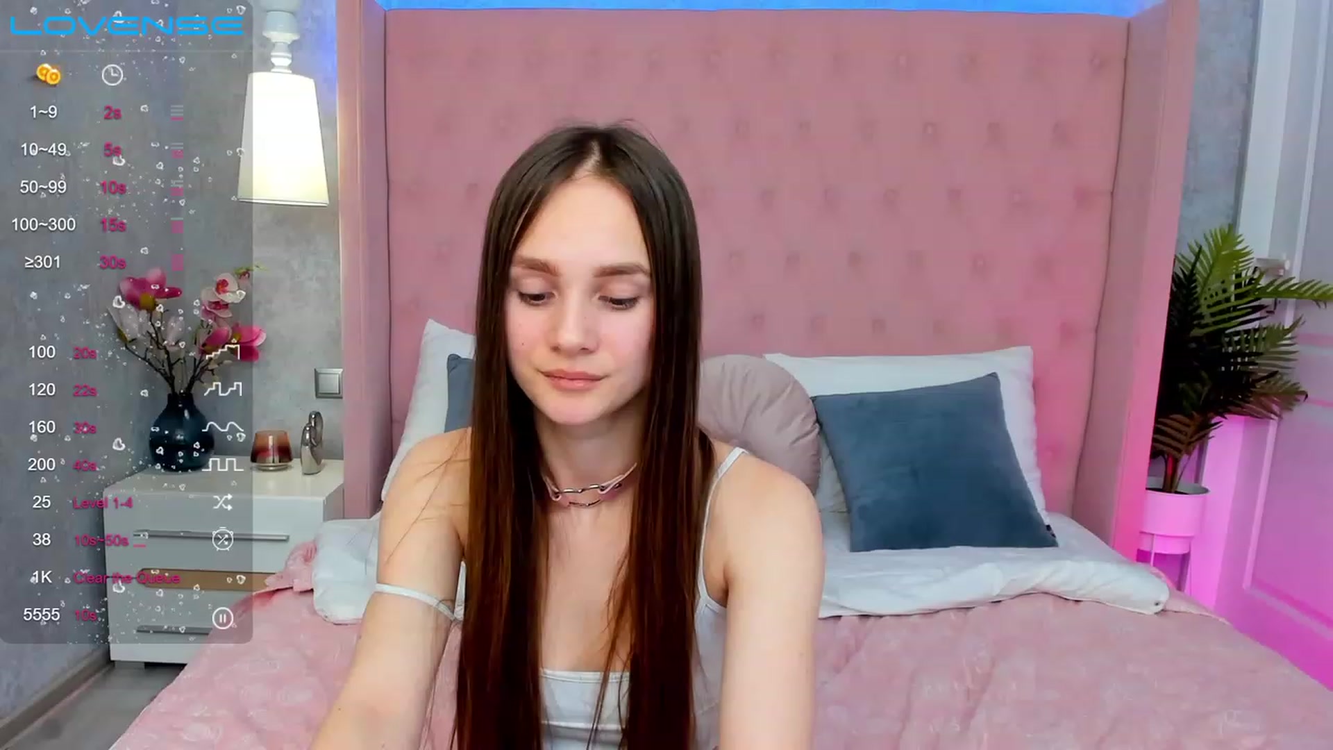 Gallery image thumbnail from AfinaShy's myfreecams stream on, 03/14/2023, 13:03 image 7 of 20