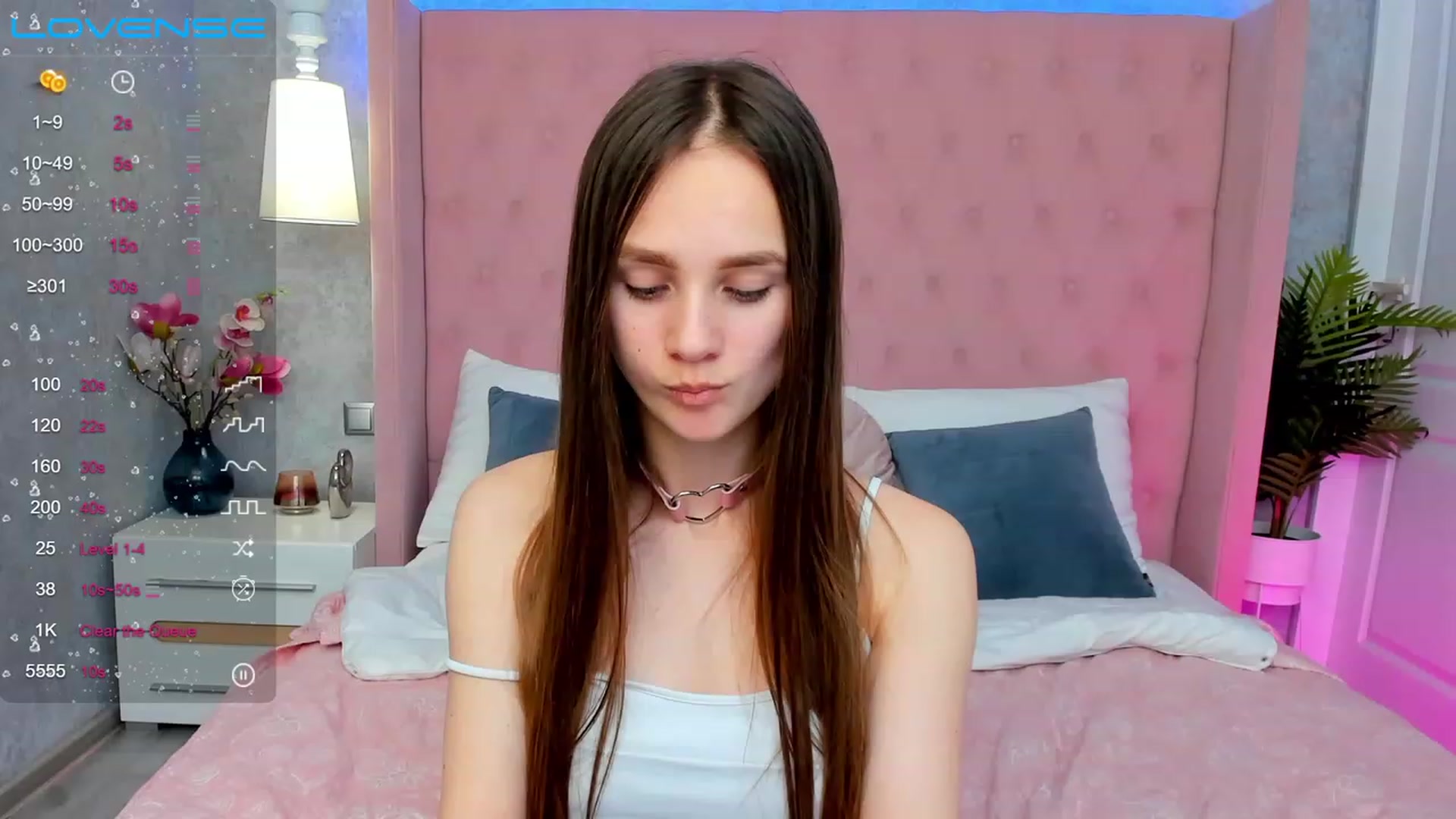 Gallery image thumbnail from AfinaShy's myfreecams stream on, 03/14/2023, 13:03 image 5 of 20