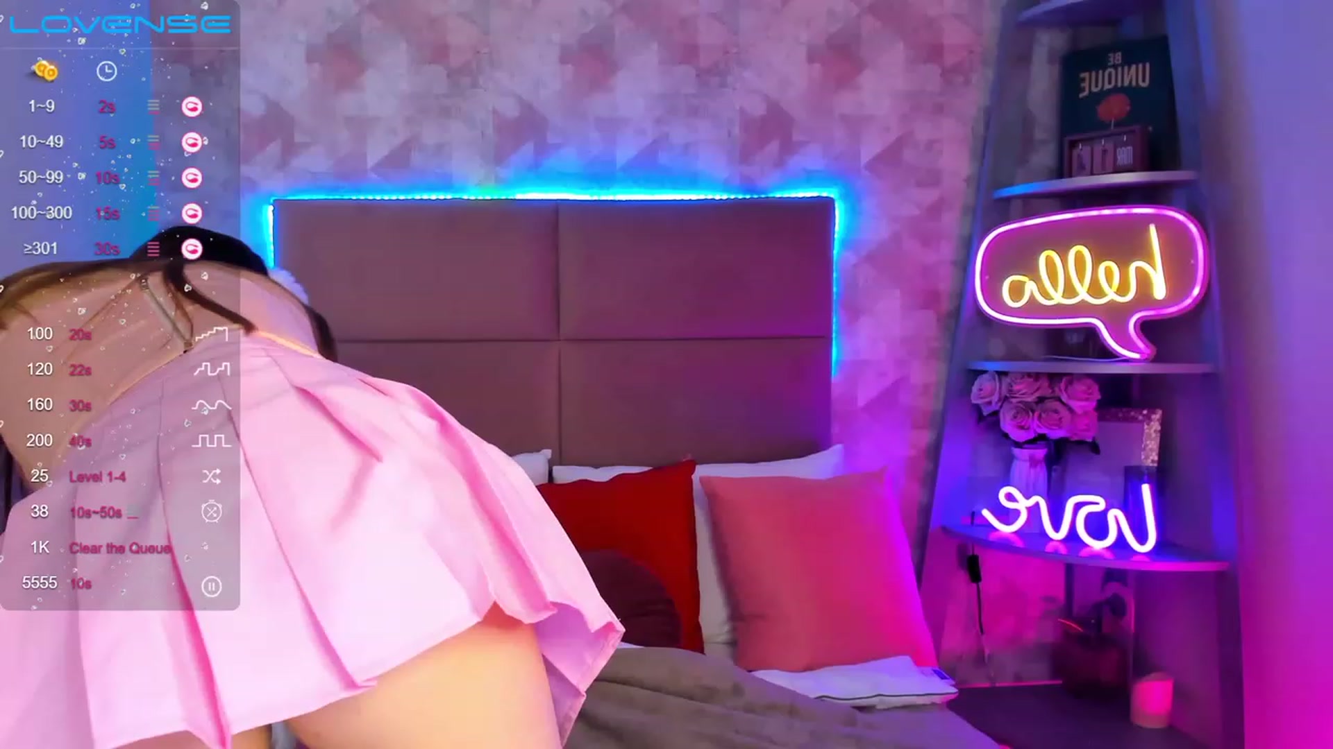 Gallery image thumbnail from AfinaShy's myfreecams stream on, 03/20/2023, 17:31 image 16 of 20
