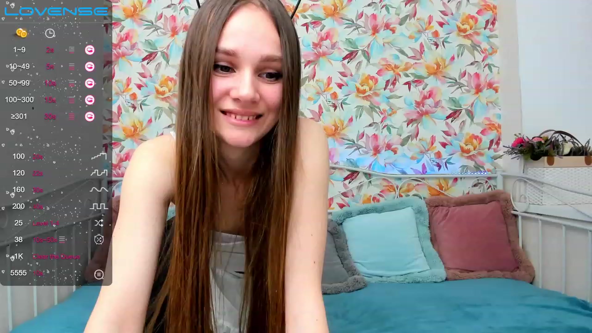 Gallery image thumbnail from AfinaShy's myfreecams stream on, 03/21/2023, 16:12 image 8 of 20
