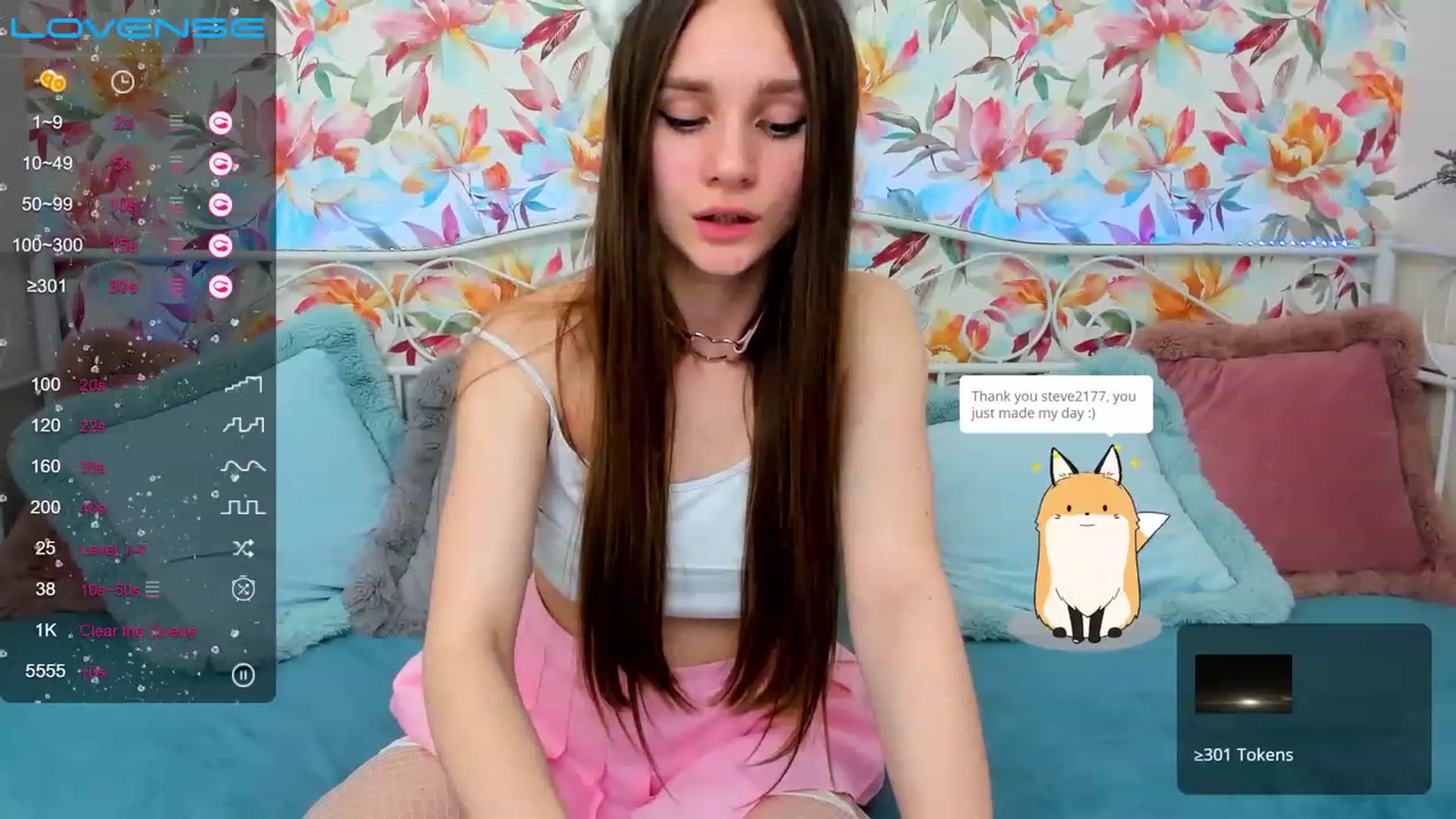 Gallery image thumbnail from AfinaShy's myfreecams stream on, 03/21/2023, 19:45 image 17 of 20