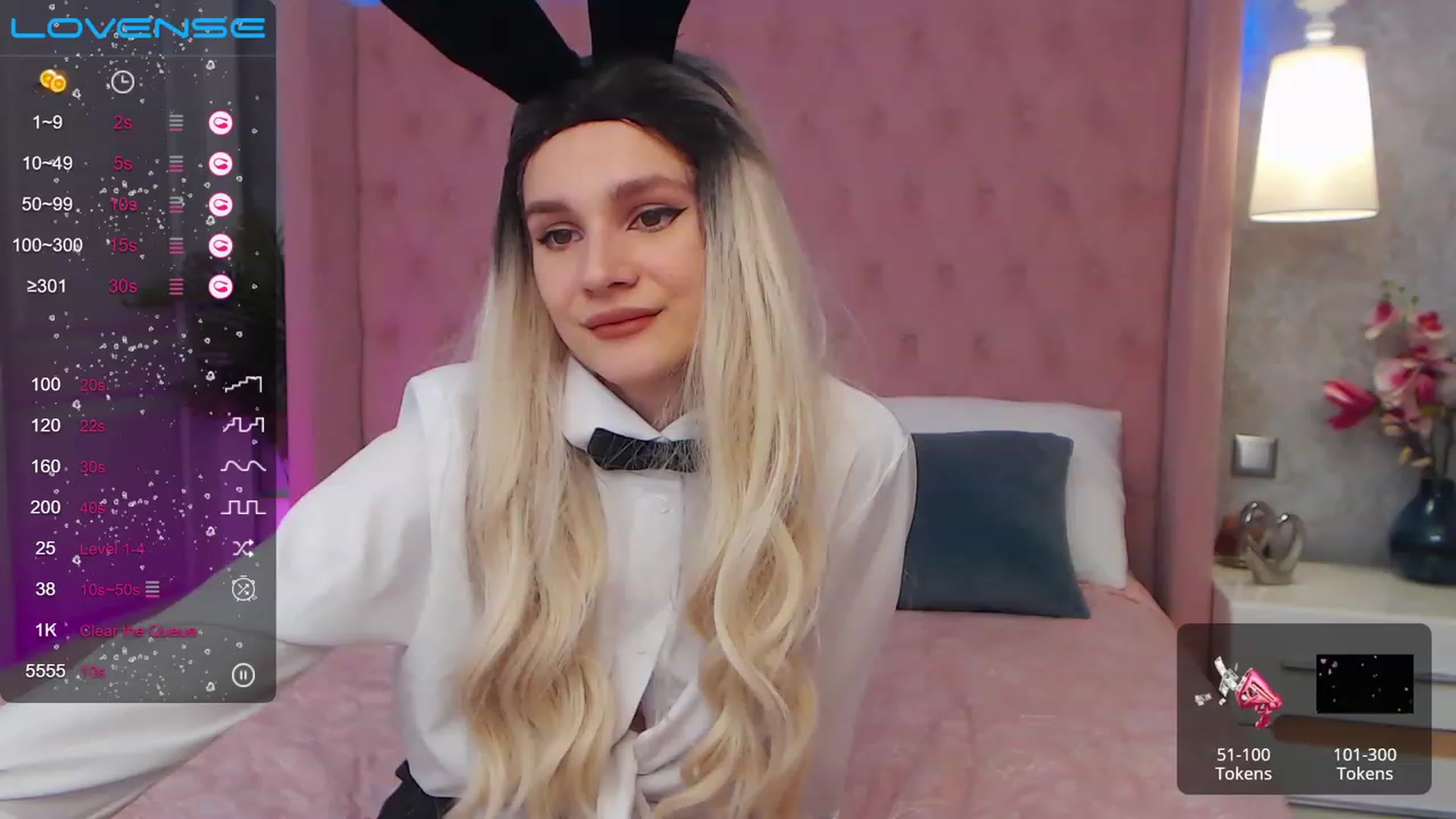 Gallery image thumbnail from AfinaShy's myfreecams stream on, 03/27/2023, 13:52 image 4 of 20