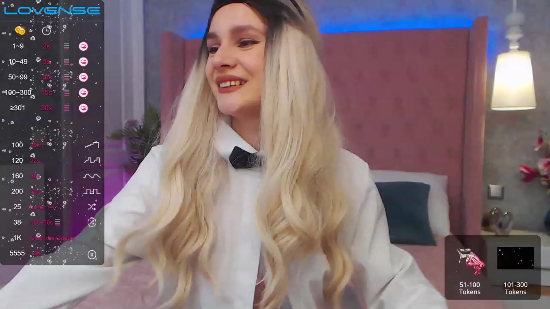 Gallery image thumbnail from AfinaShy's myfreecams stream on, 03/27/2023, 13:52 image 12 of 20