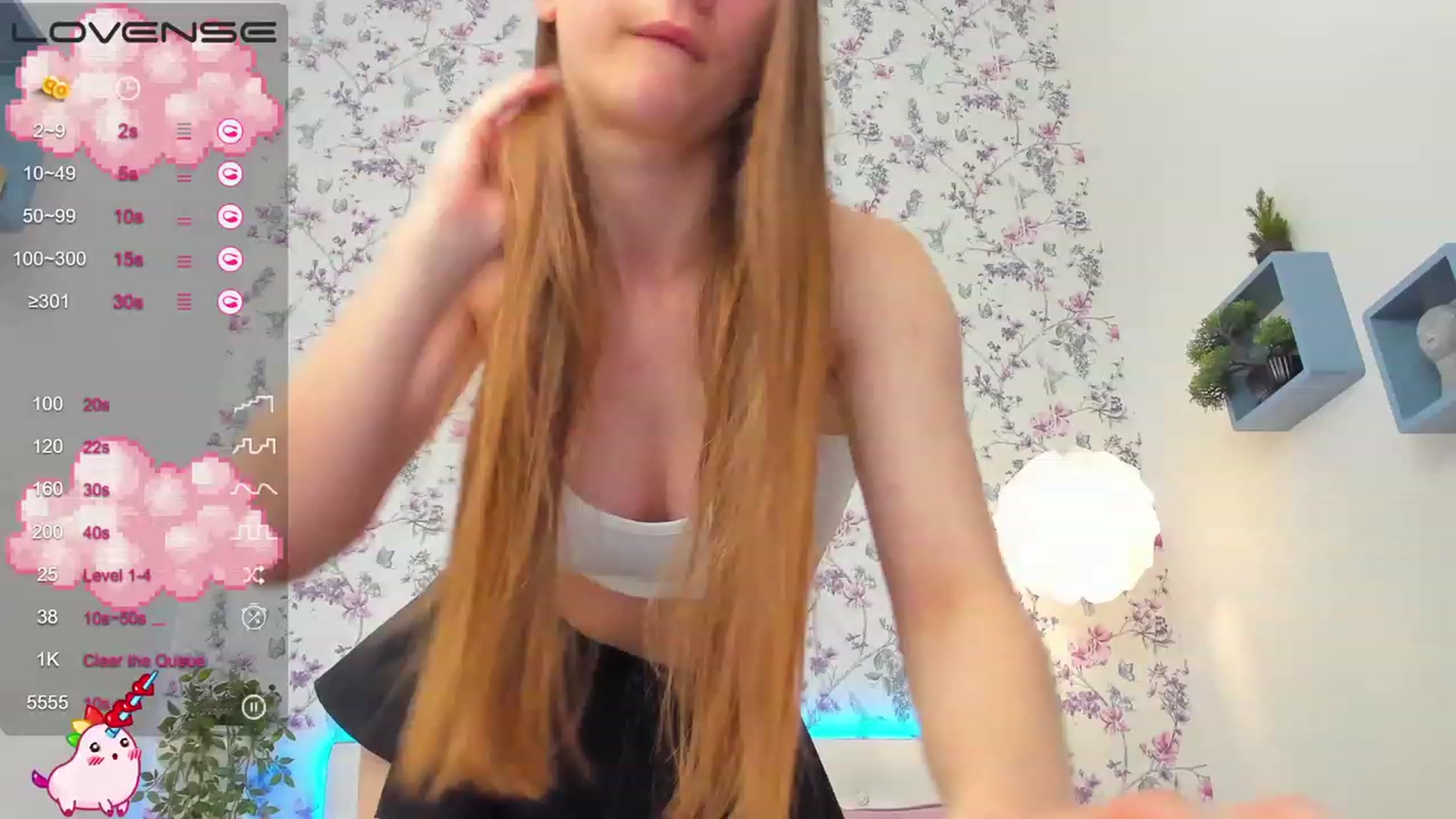 Gallery image thumbnail from AfinaShy's myfreecams stream on, 05/29/2023, 15:32 image 11 of 20