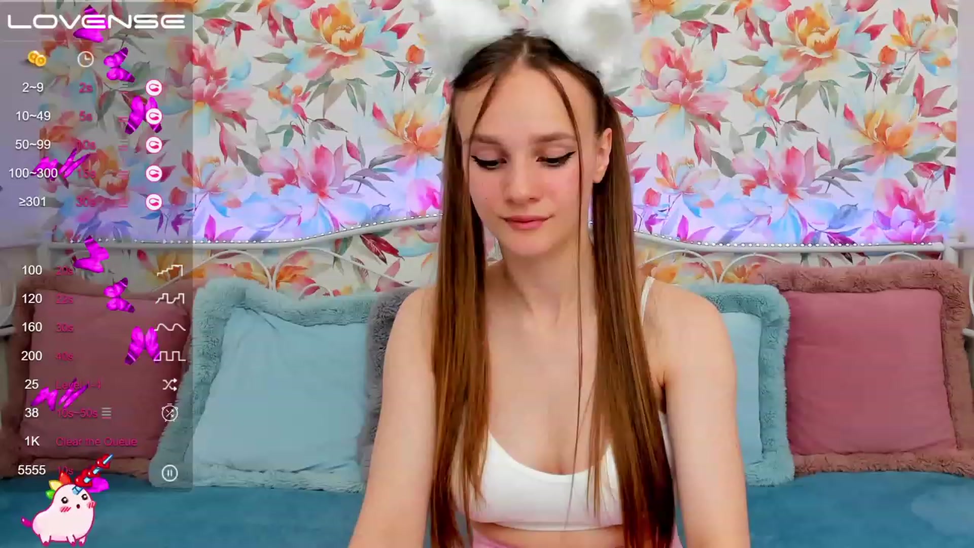 Gallery image thumbnail from AfinaShy's myfreecams stream on, 05/31/2023, 13:03 image 3 of 20