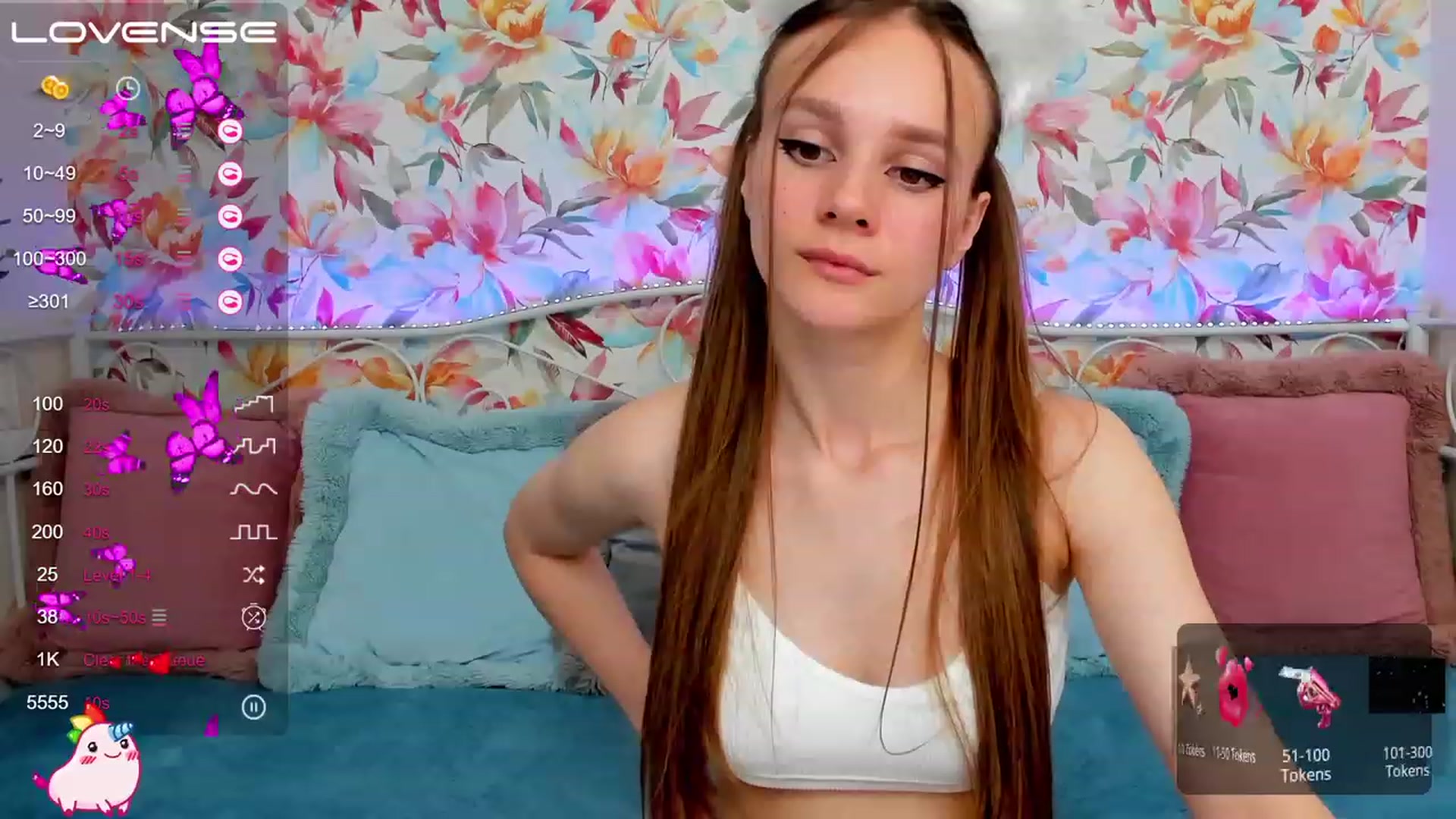Gallery image thumbnail from AfinaShy's myfreecams stream on, 05/31/2023, 19:03 image 16 of 20