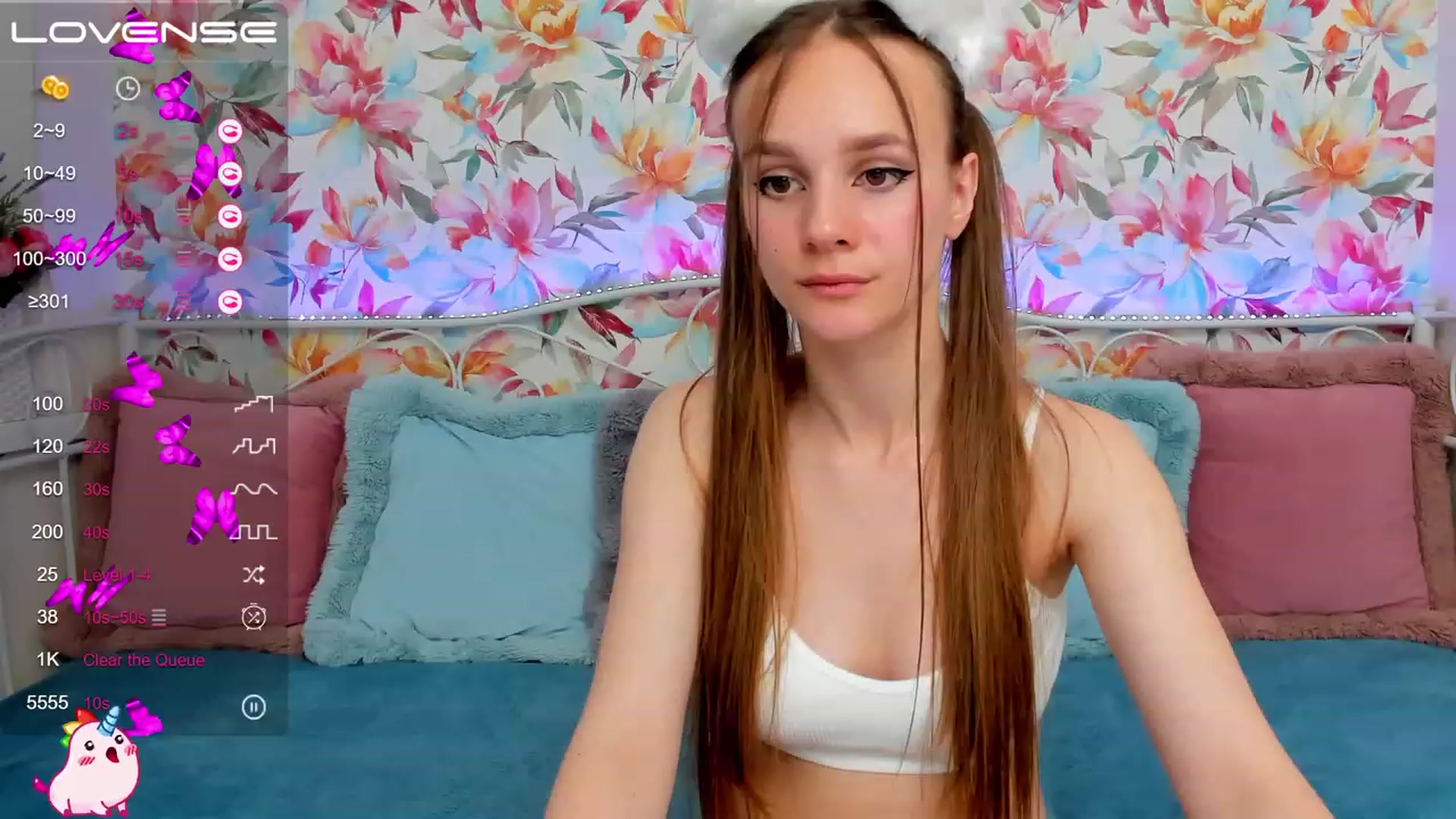 Gallery image thumbnail from AfinaShy's myfreecams stream on, 05/31/2023, 19:03 image 13 of 20