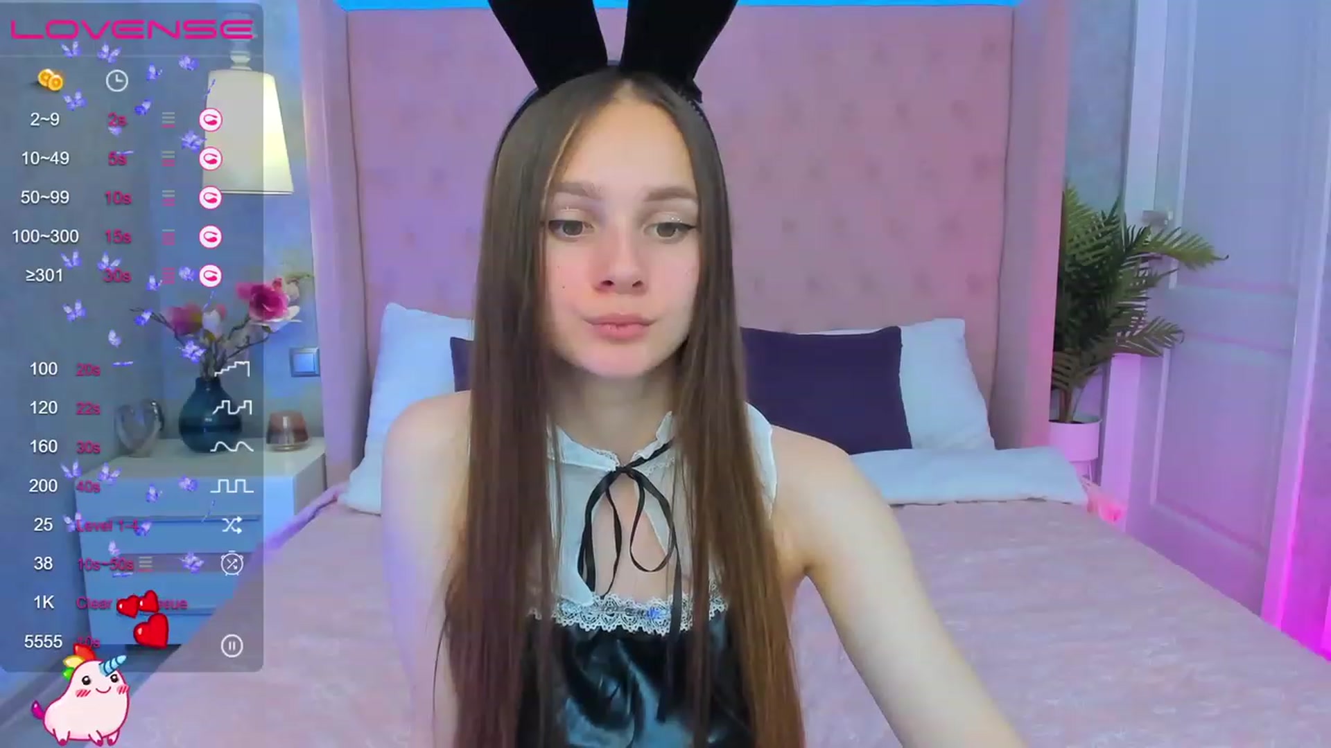 Gallery image thumbnail from AfinaShy's myfreecams stream on, 06/01/2023, 09:55 image 17 of 20