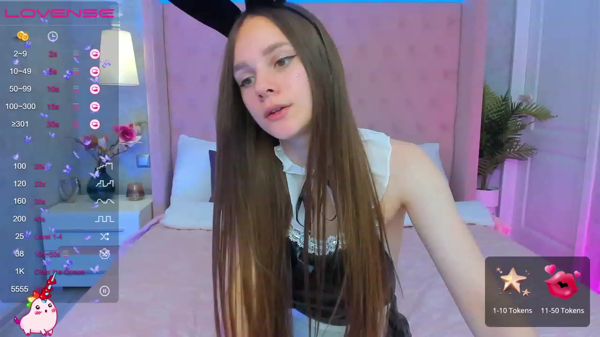 Gallery image thumbnail from AfinaShy's myfreecams stream on, 06/01/2023, 09:55 image 6 of 20