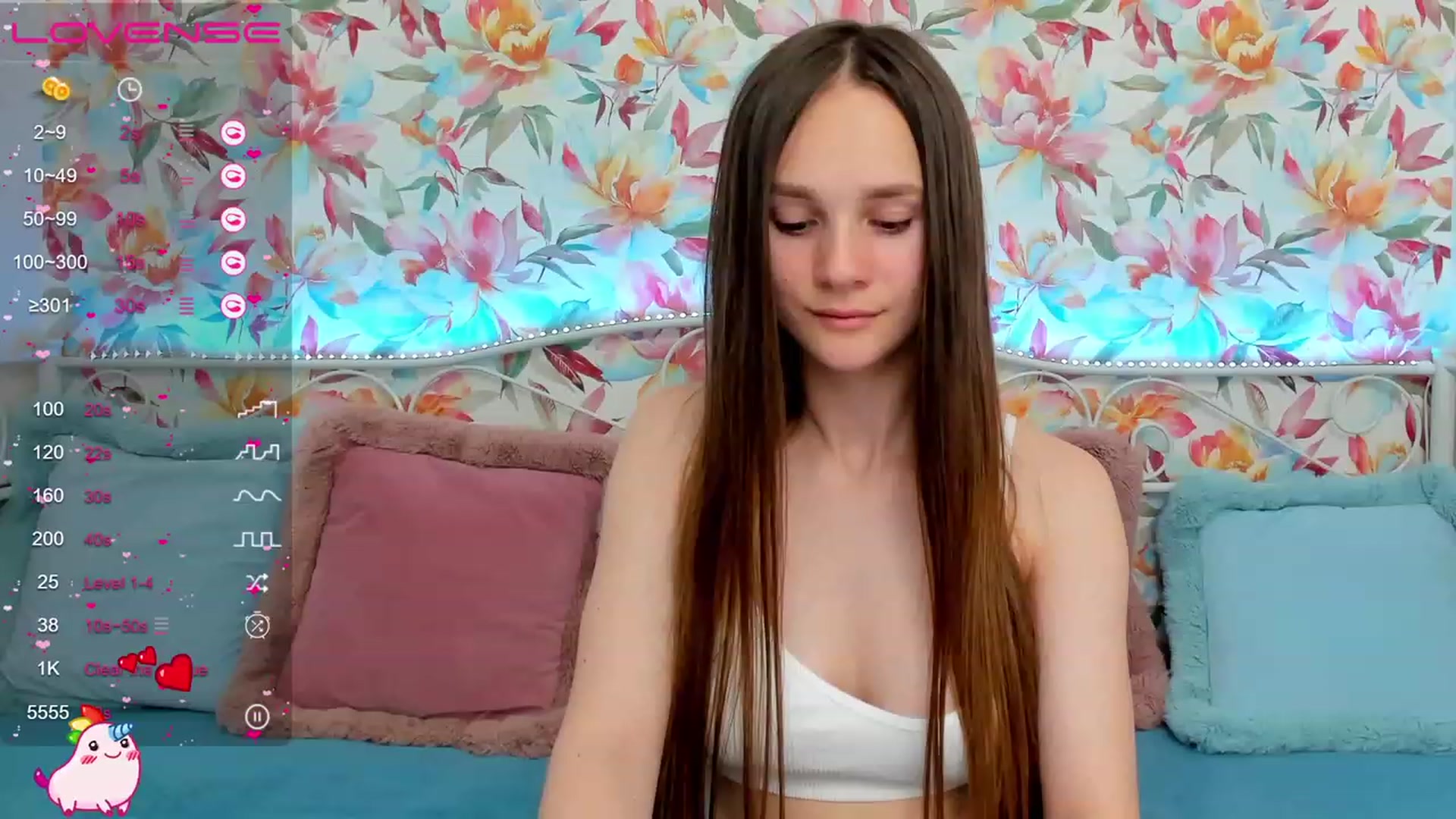 Gallery image thumbnail from AfinaShy's myfreecams stream on, 06/05/2023, 15:42 image 3 of 20