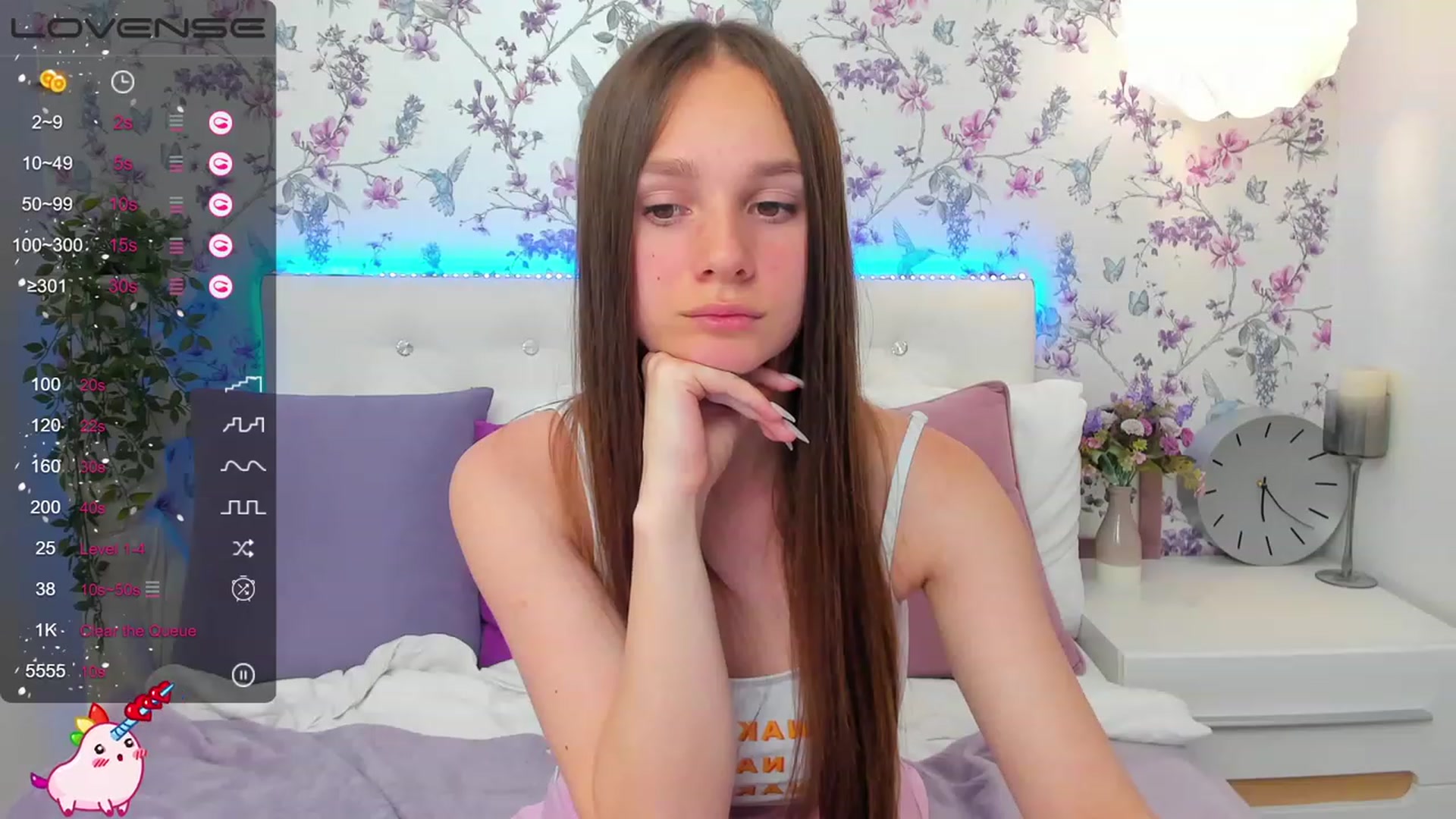 Gallery image thumbnail from AfinaShy's myfreecams stream on, 06/12/2023, 19:02 image 13 of 20