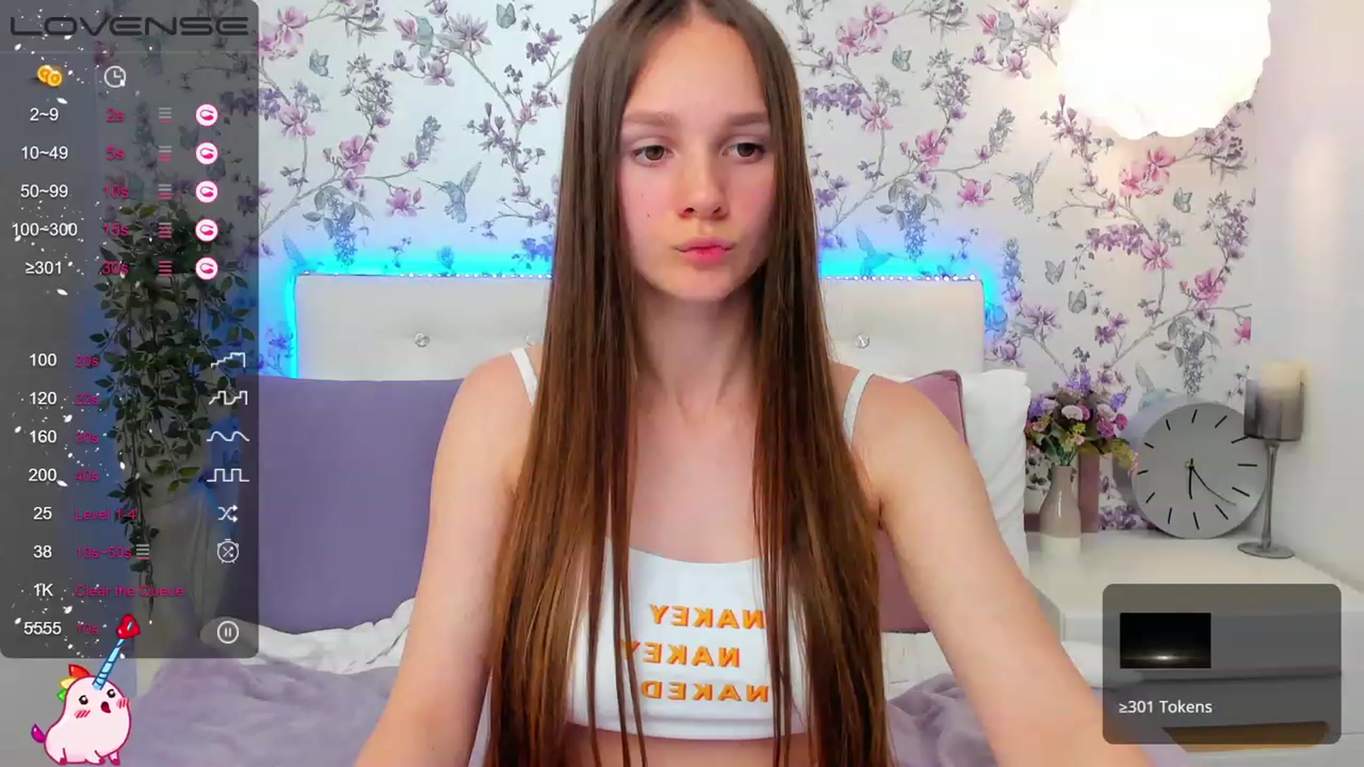 Gallery image thumbnail from AfinaShy's myfreecams stream on, 06/12/2023, 19:02 image 17 of 20