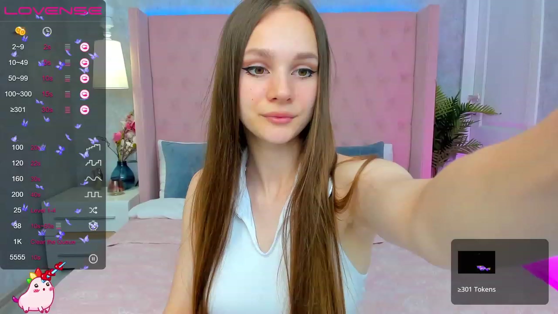 Gallery image thumbnail from AfinaShy's myfreecams stream on, 06/26/2023, 13:10 image 11 of 20