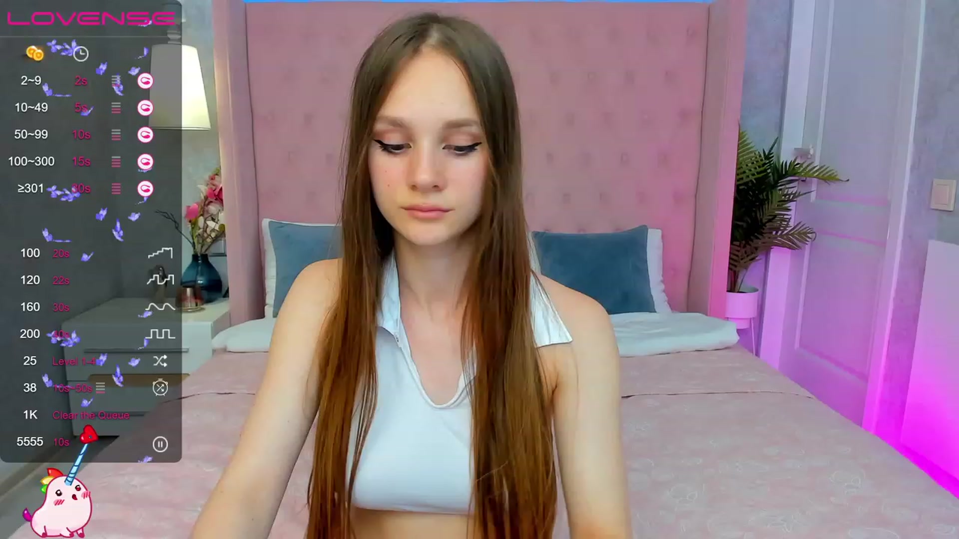 Gallery image thumbnail from AfinaShy's myfreecams stream on, 06/26/2023, 14:22 image 2 of 20