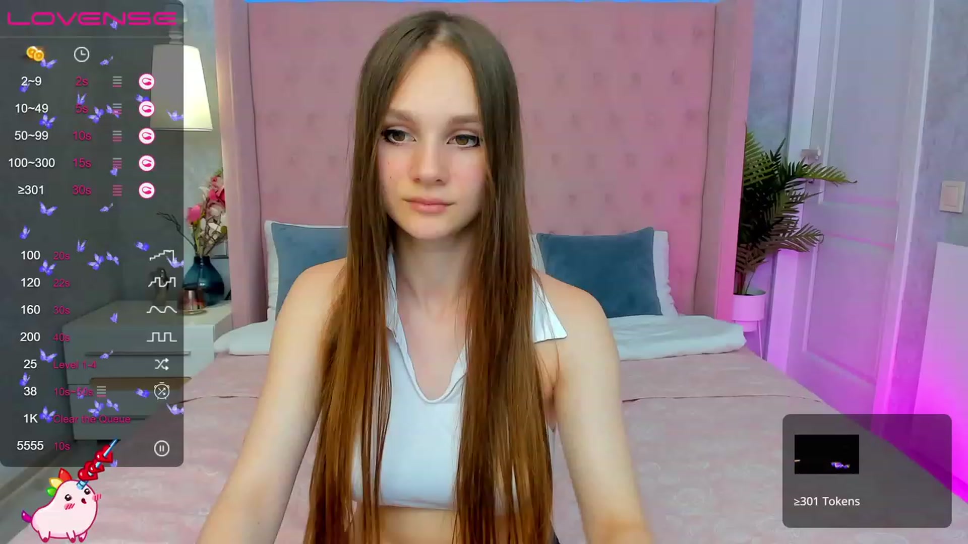 Gallery image thumbnail from AfinaShy's myfreecams stream on, 06/26/2023, 14:22 image 9 of 20