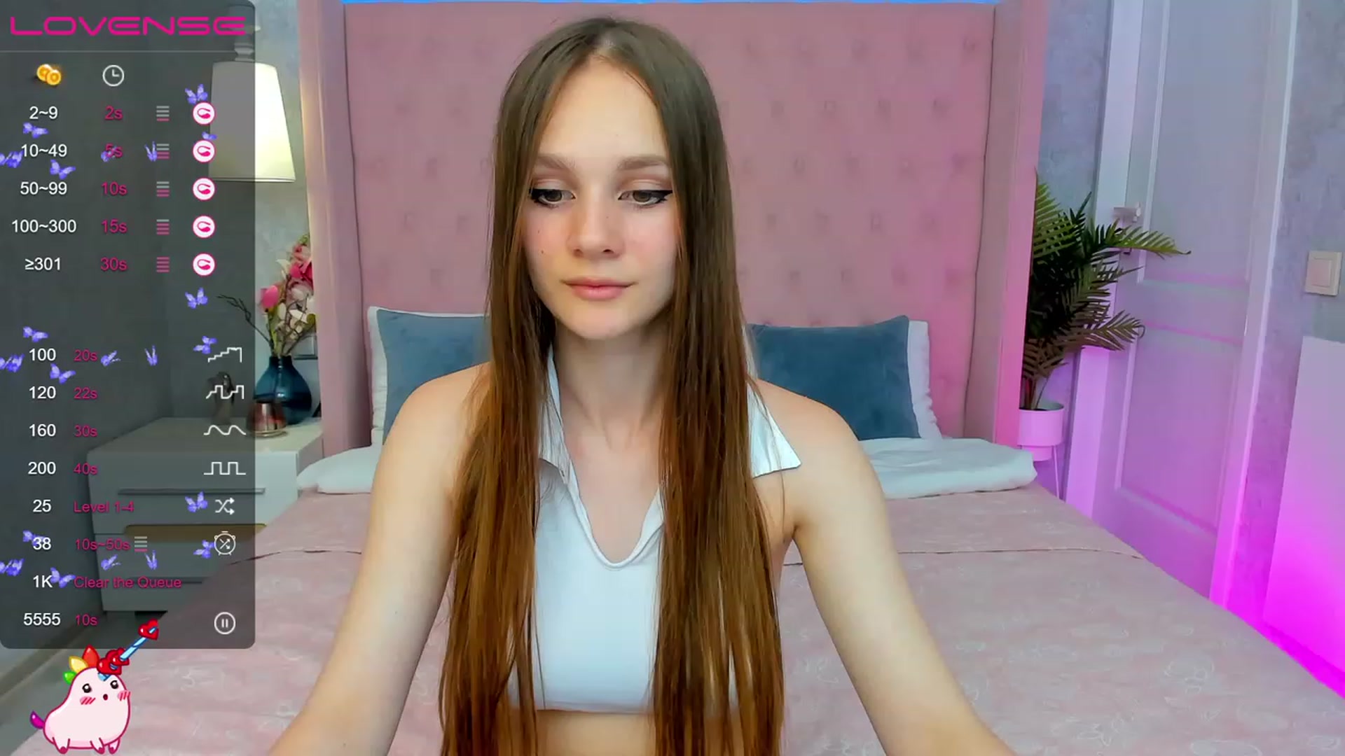 Gallery image thumbnail from AfinaShy's myfreecams stream on, 06/26/2023, 14:22 image 11 of 20