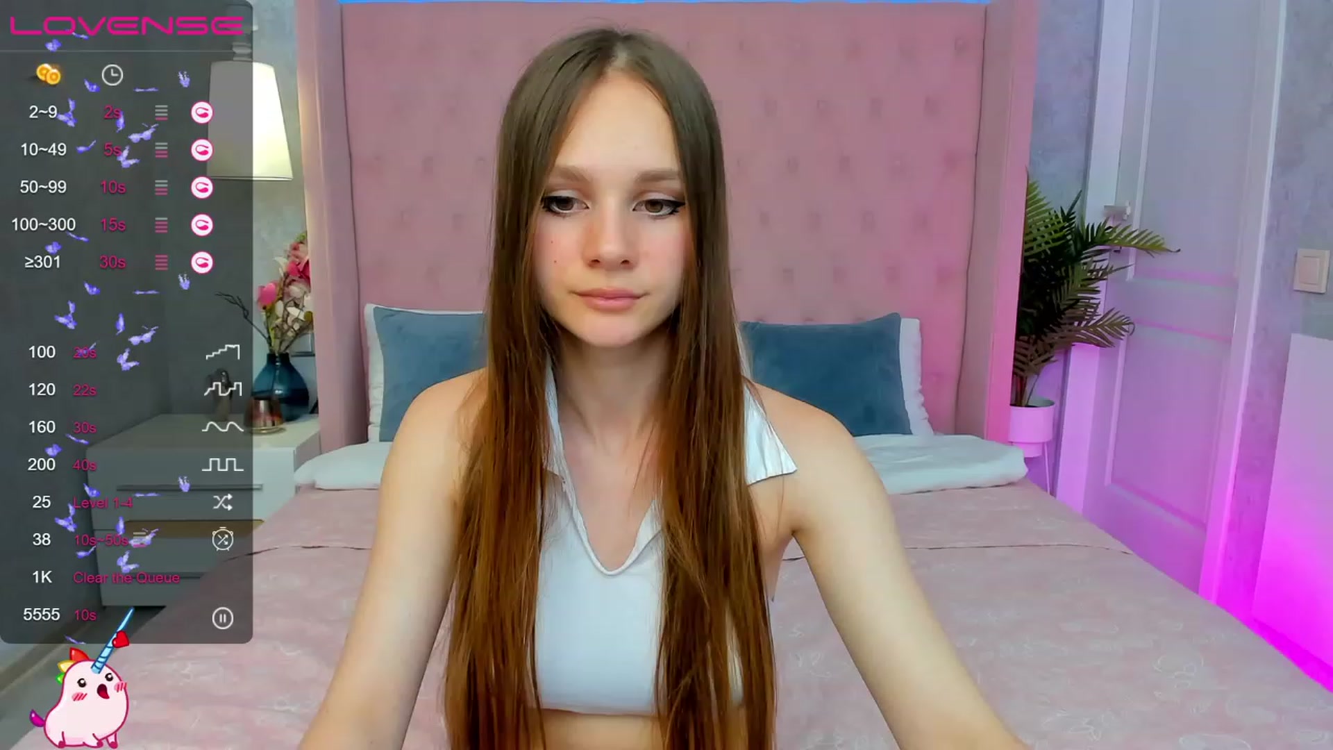 Gallery image thumbnail from AfinaShy's myfreecams stream on, 06/26/2023, 14:22 image 17 of 20
